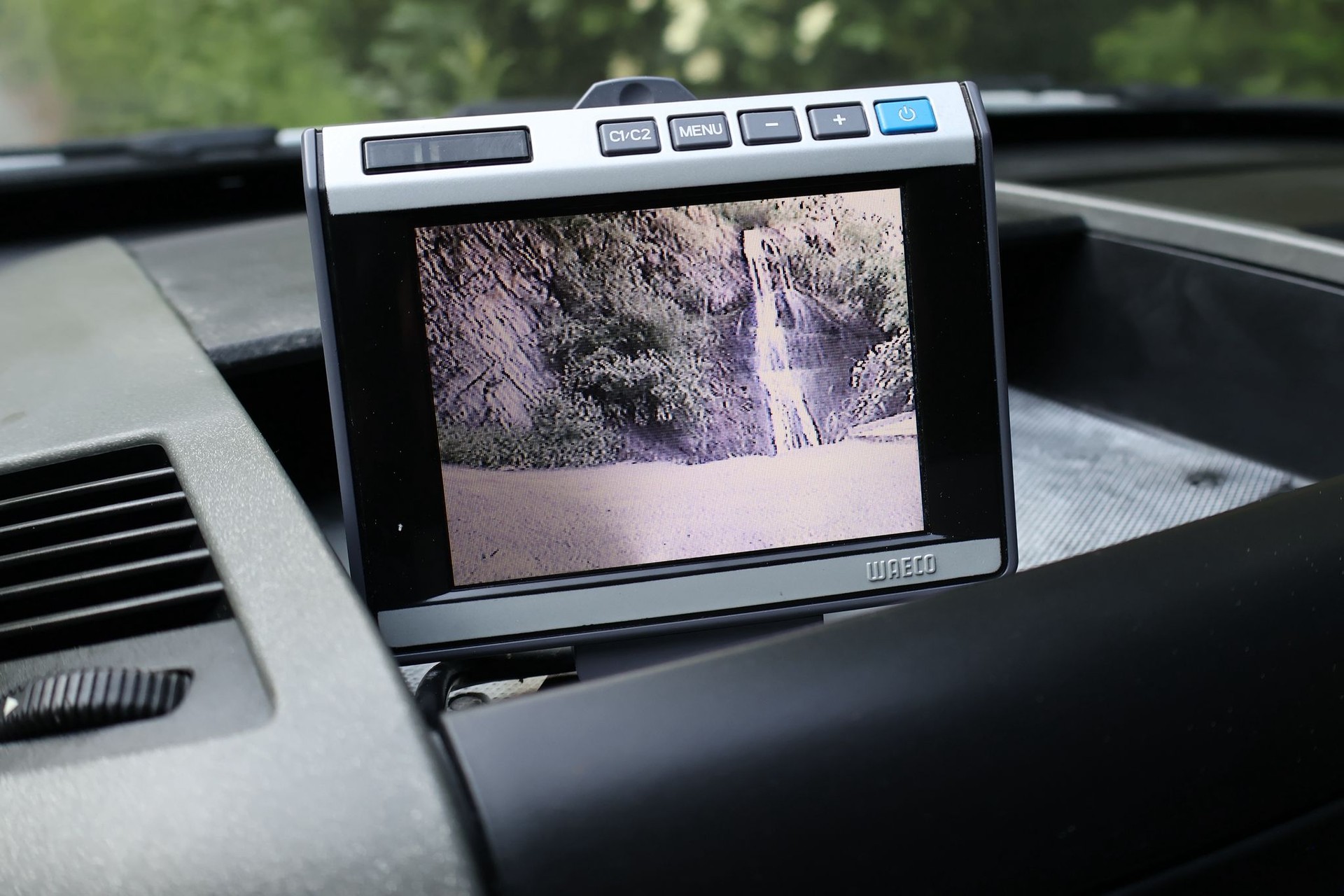 MERCEDES-BENZ Sprinter 519 CDI Lang 4x4-image-12