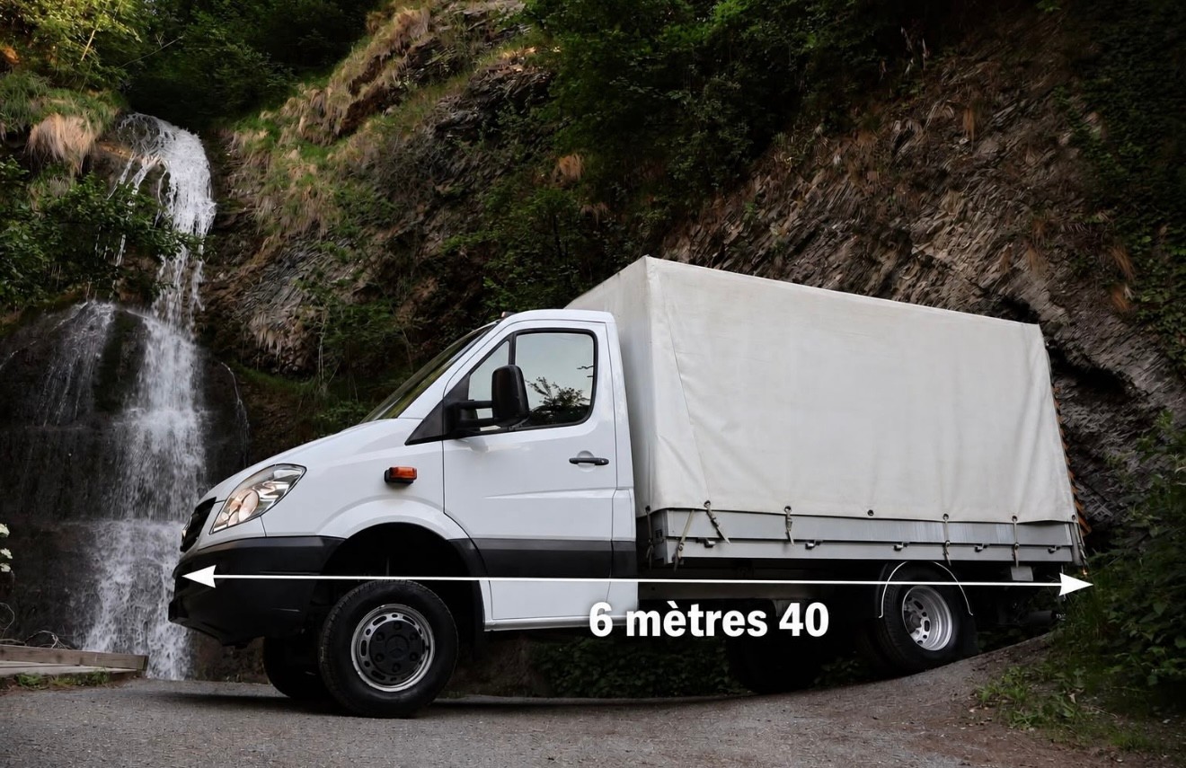 MERCEDES-BENZ Sprinter 519 CDI Lang 4x4-image-4