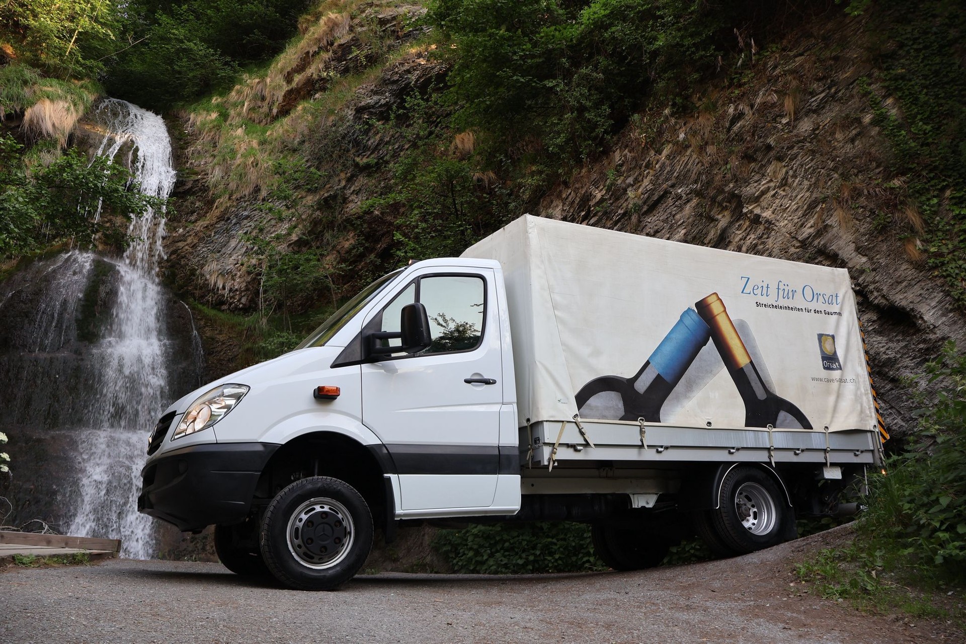MERCEDES-BENZ Sprinter 519 CDI Lang 4x4-image-4