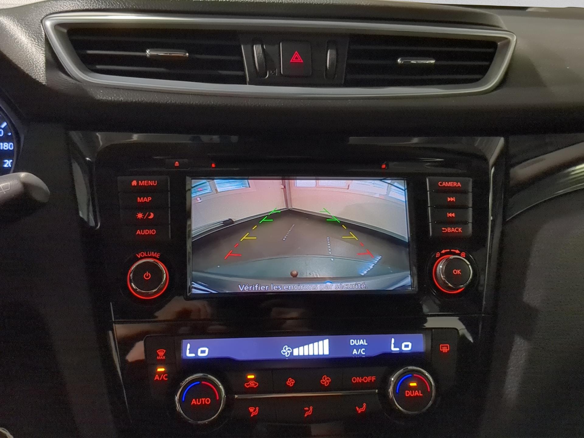 NISSAN Qashqai 1.3 DIG-T Shiro DCT-image-11