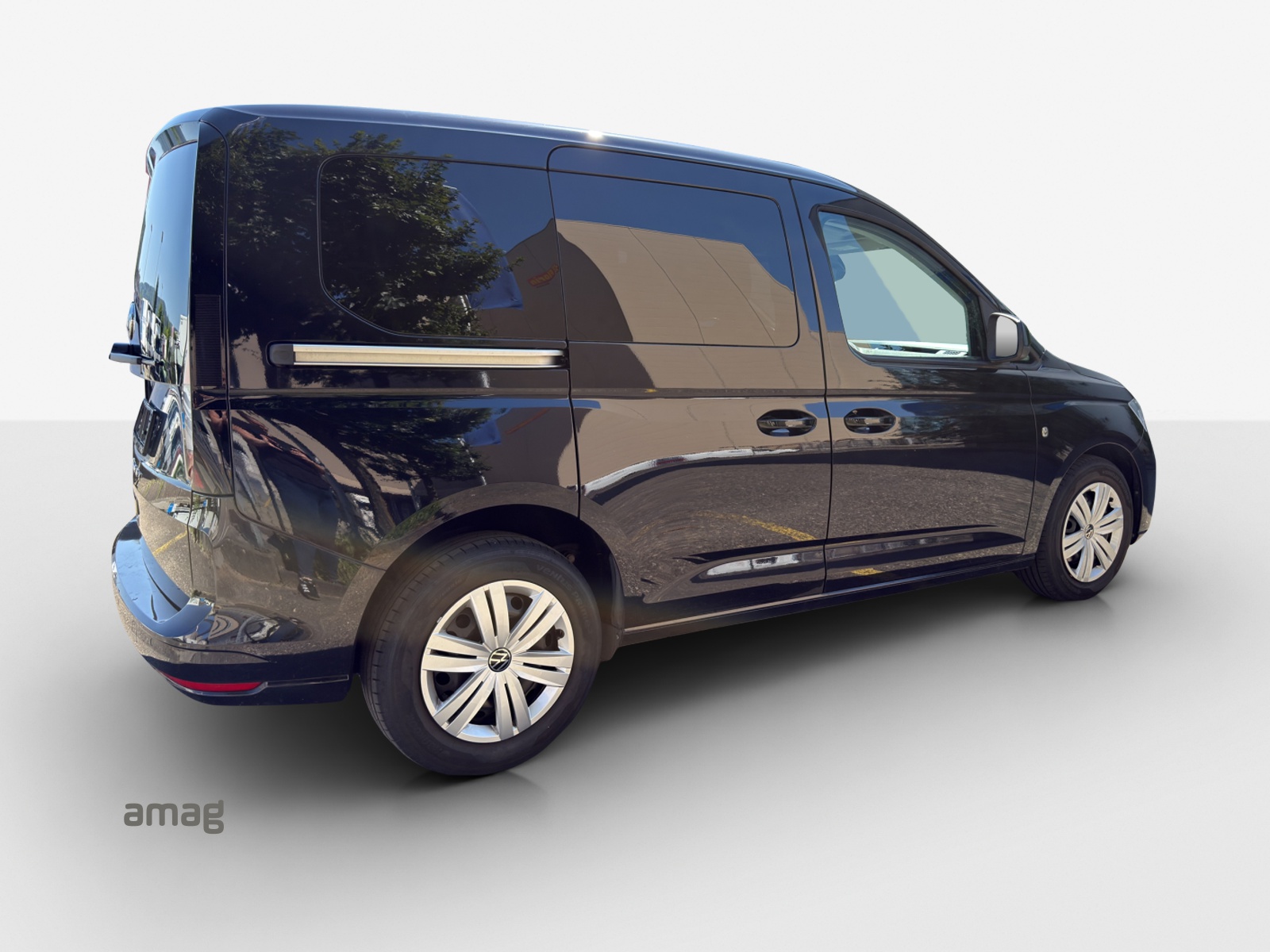 VW Caddy 2.0 TDI DSG-image-4