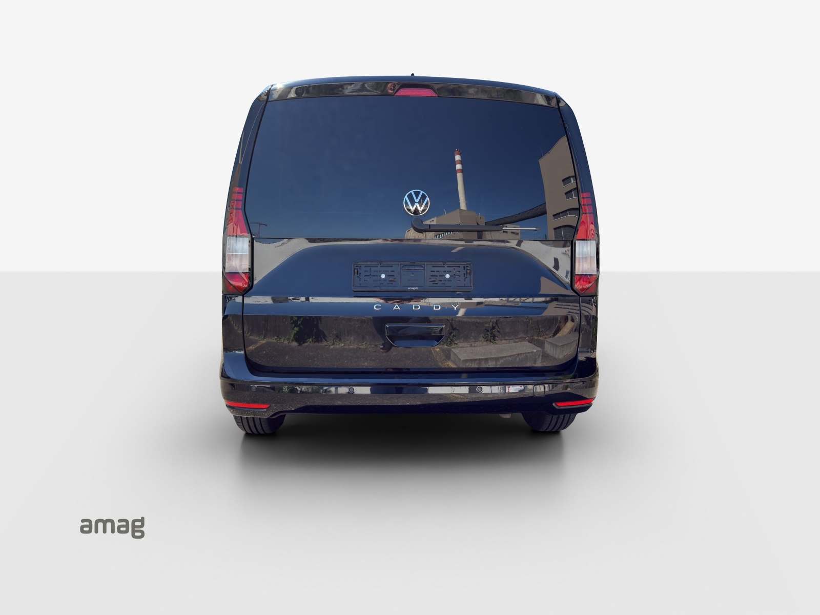 VW Caddy 2.0 TDI DSG-image-3