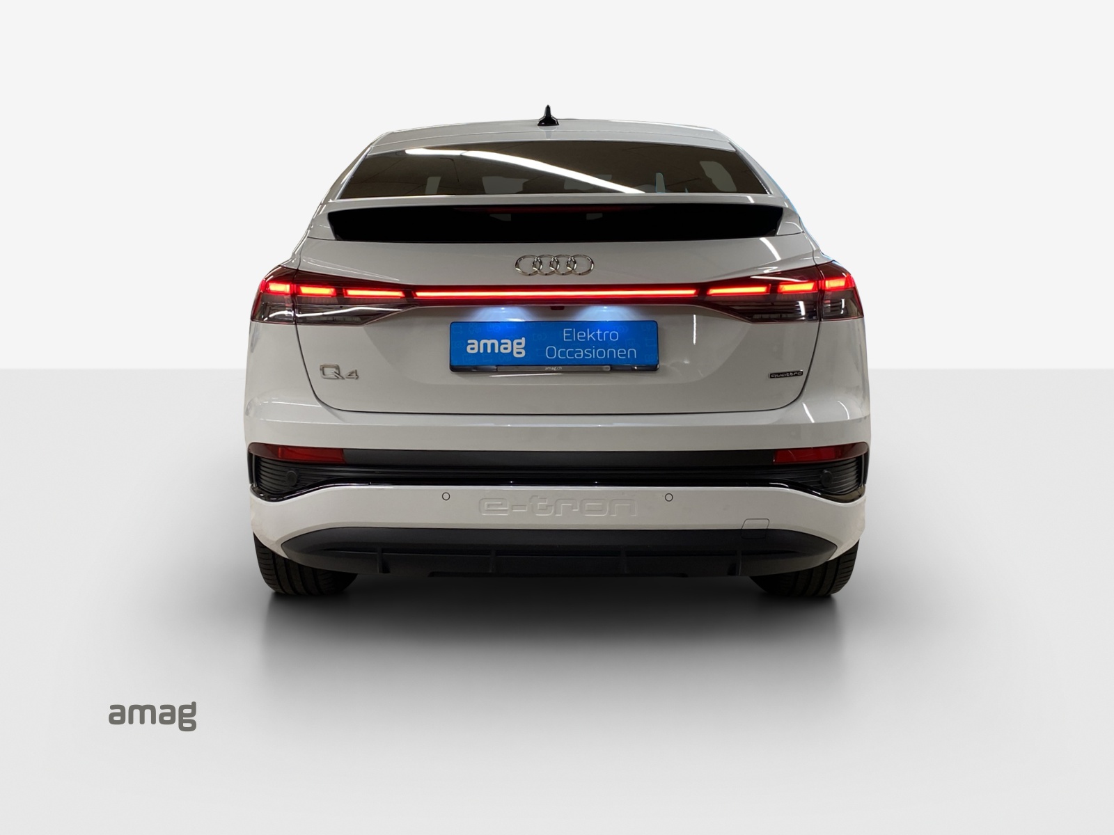AUDI Q4 Sportback e-tron 50 quattro-image-4