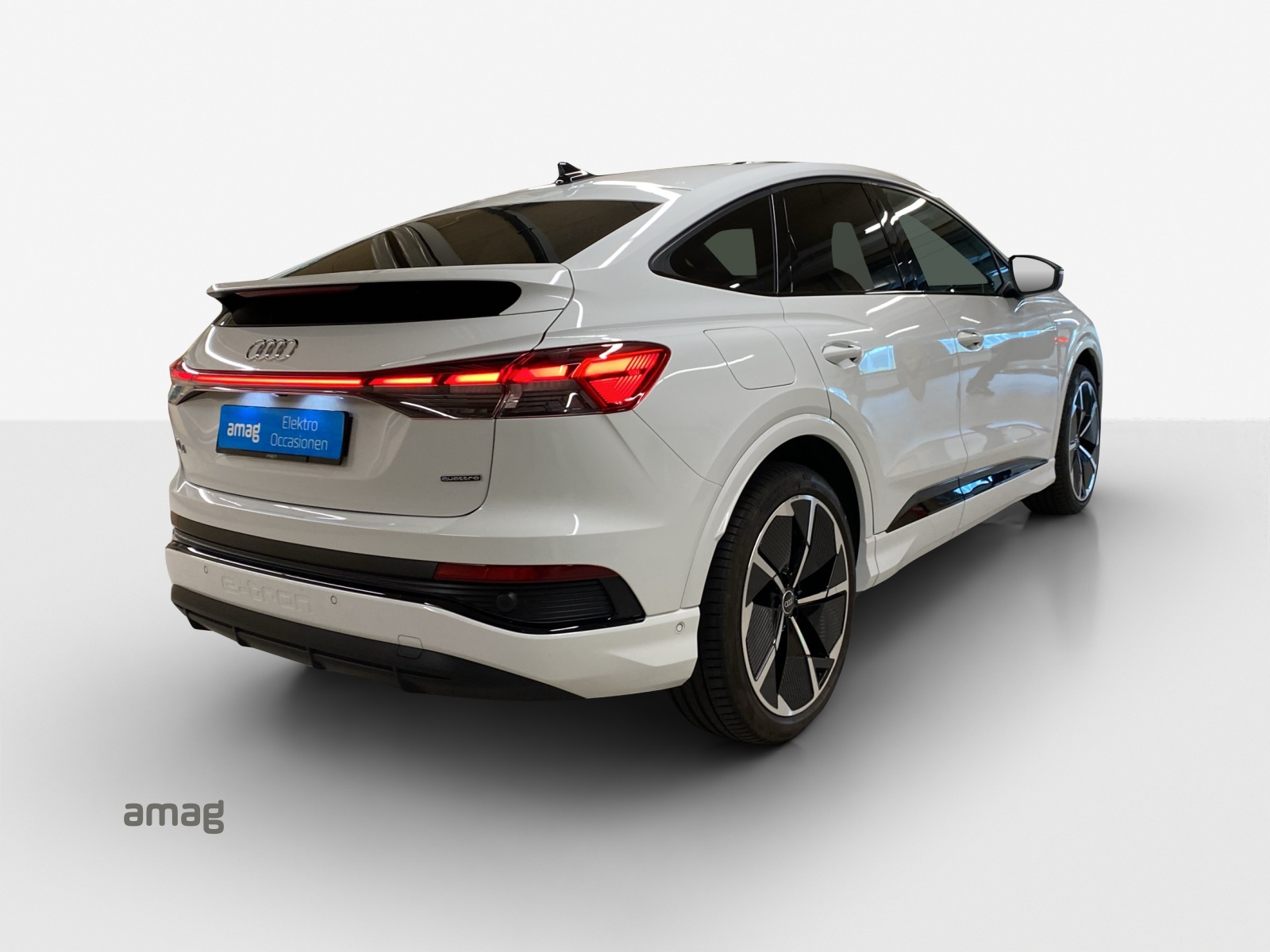 AUDI Q4 Sportback e-tron 50 quattro-image-5