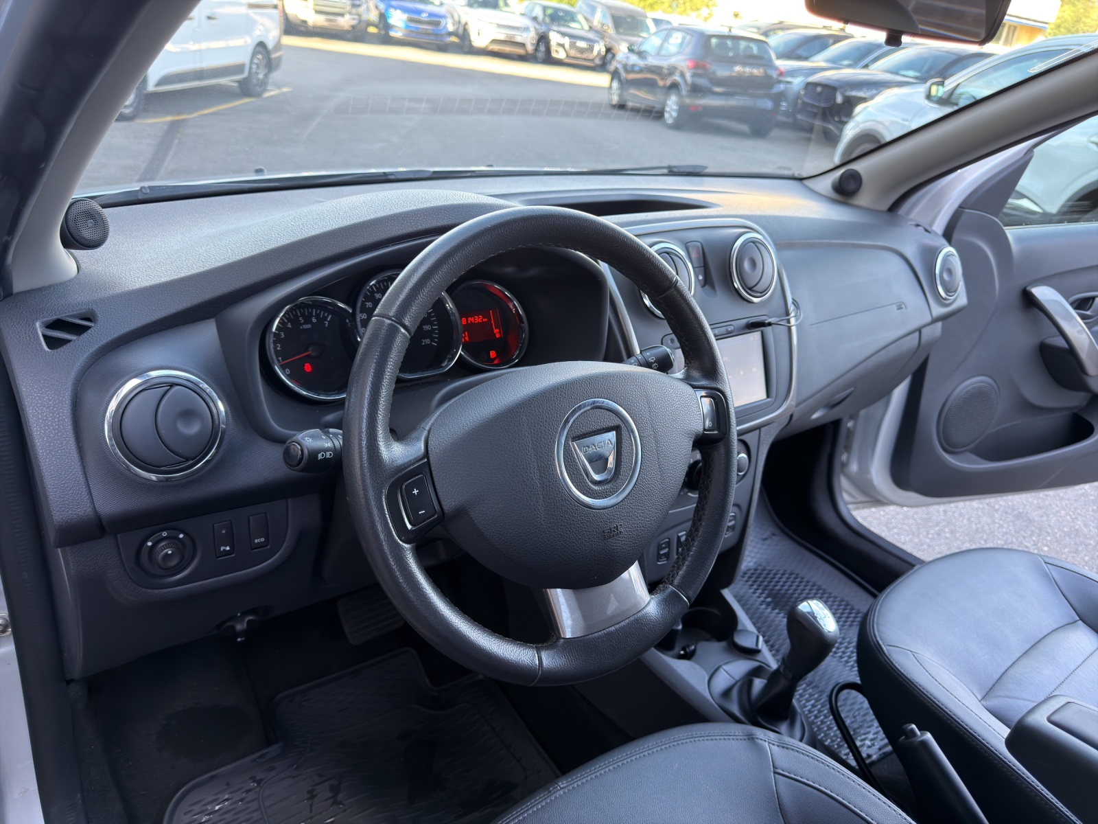 DACIA Logan MCV 0.9 Ambiance Automatic-image-23