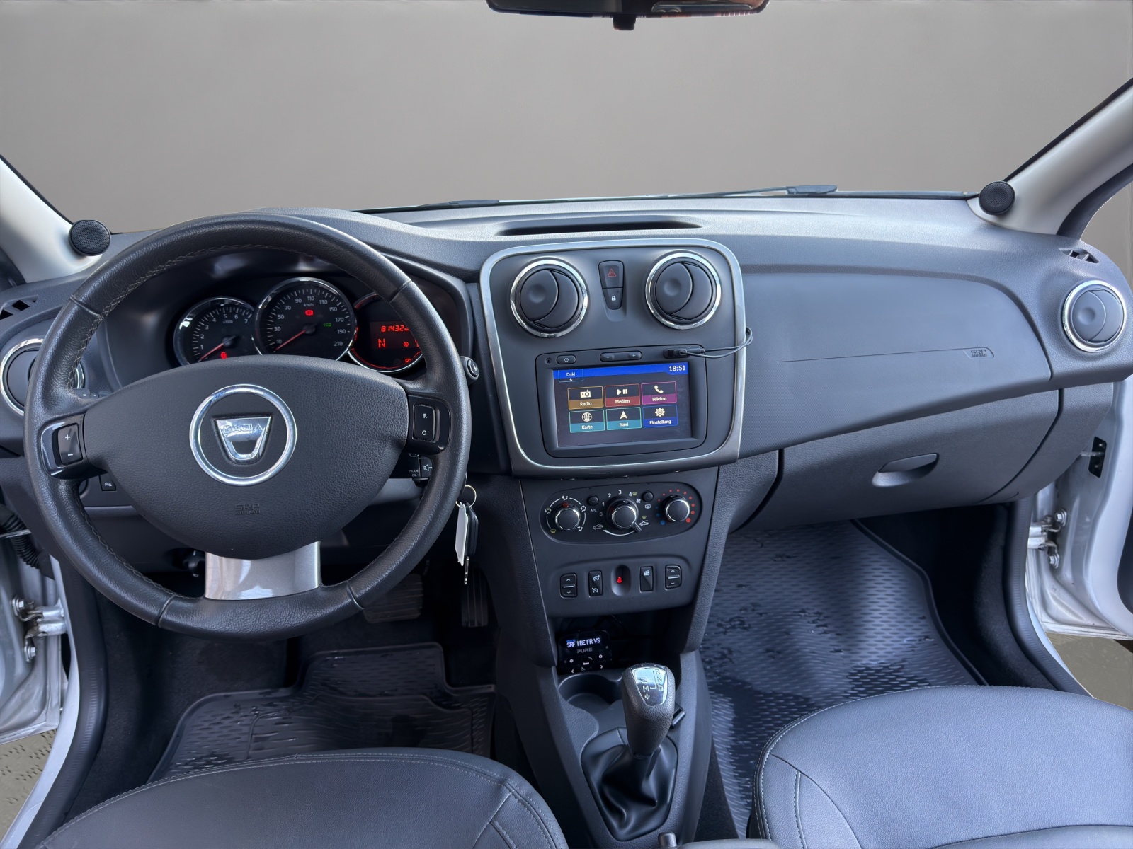 DACIA Logan MCV 0.9 Ambiance Automatic-image-13