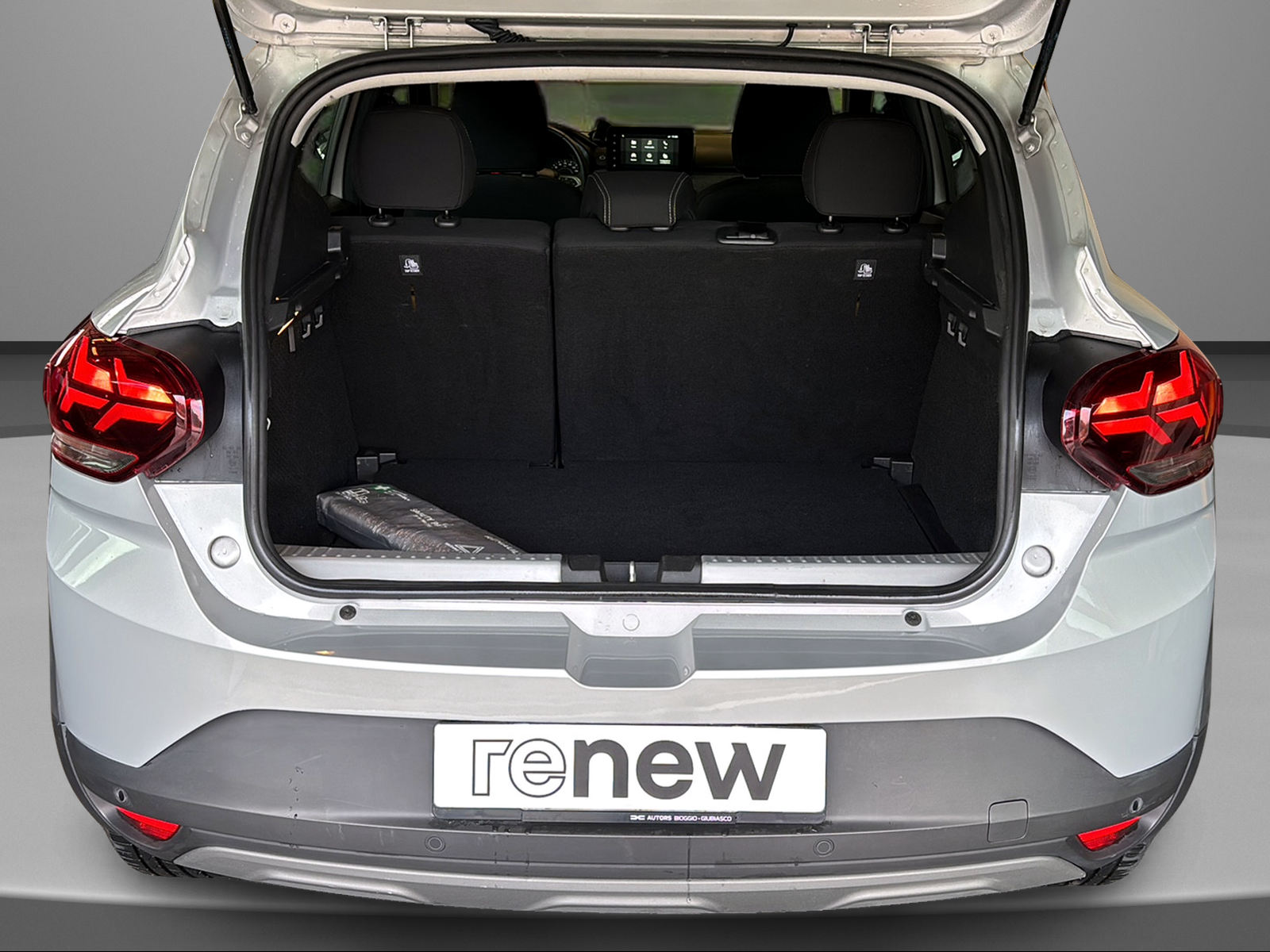 DACIA Sandero Stepway TCe 90 Expression CVT-image-5