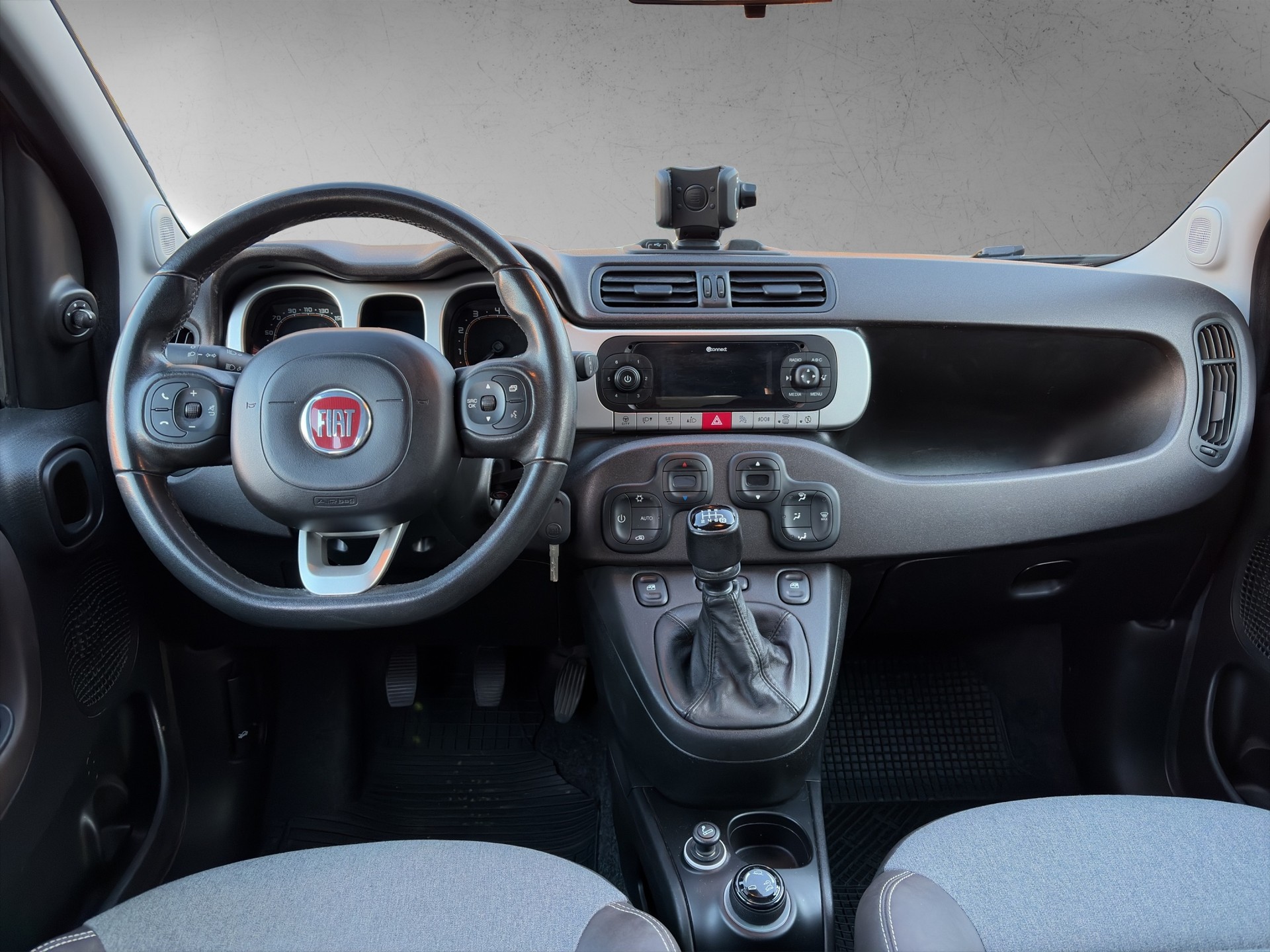 FIAT Panda 0.9 Twinair Turbo Cross 4x4-image-8