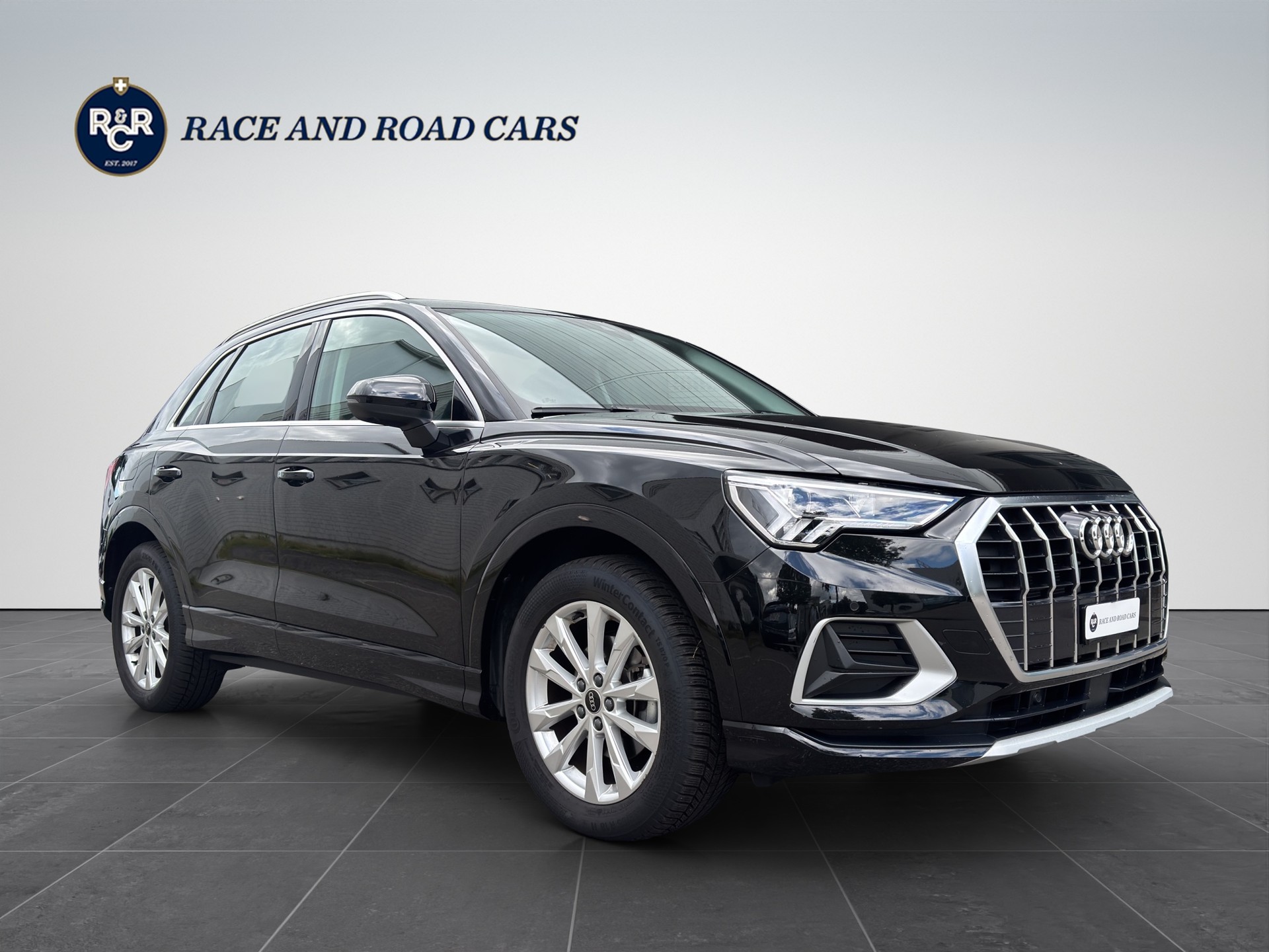 AUDI Q3 1.5 35 TFSI Advanced S-Tronic-image-2