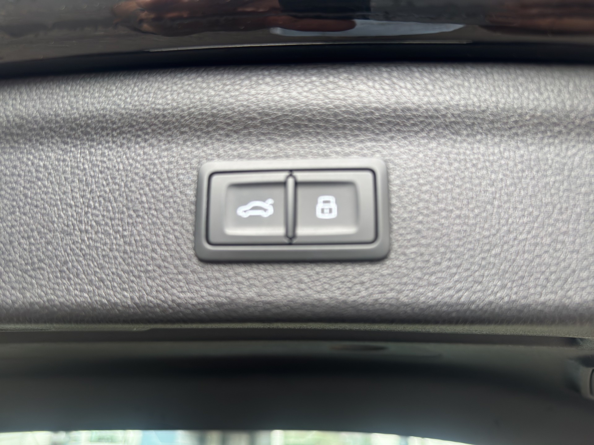 AUDI Q3 1.5 35 TFSI Advanced S-Tronic-image-27