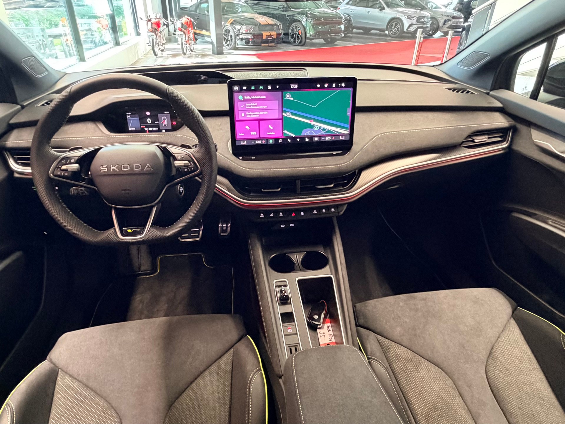 SKODA Elroq RS 4x4-image-19