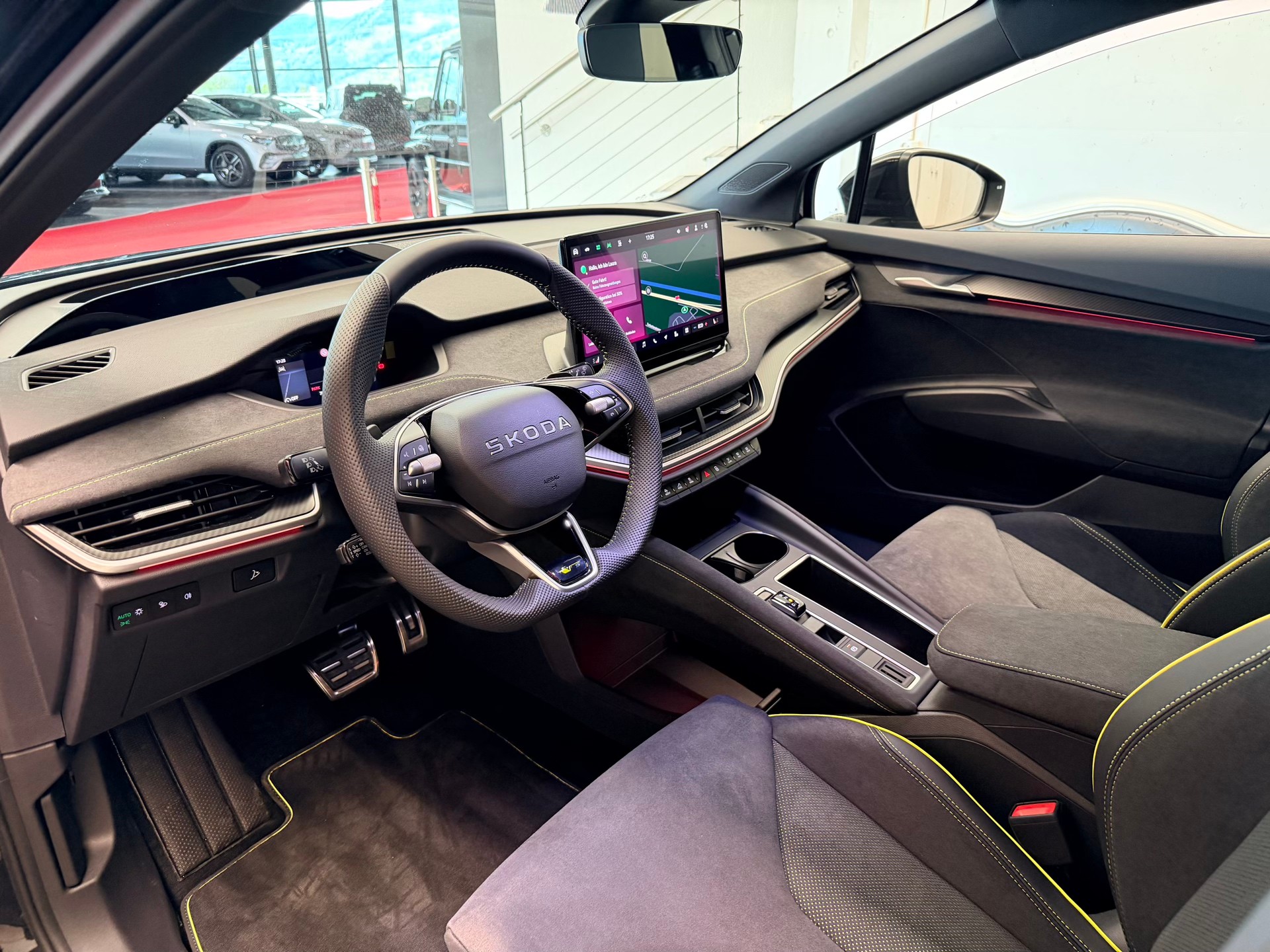 SKODA Elroq RS 4x4-image-10