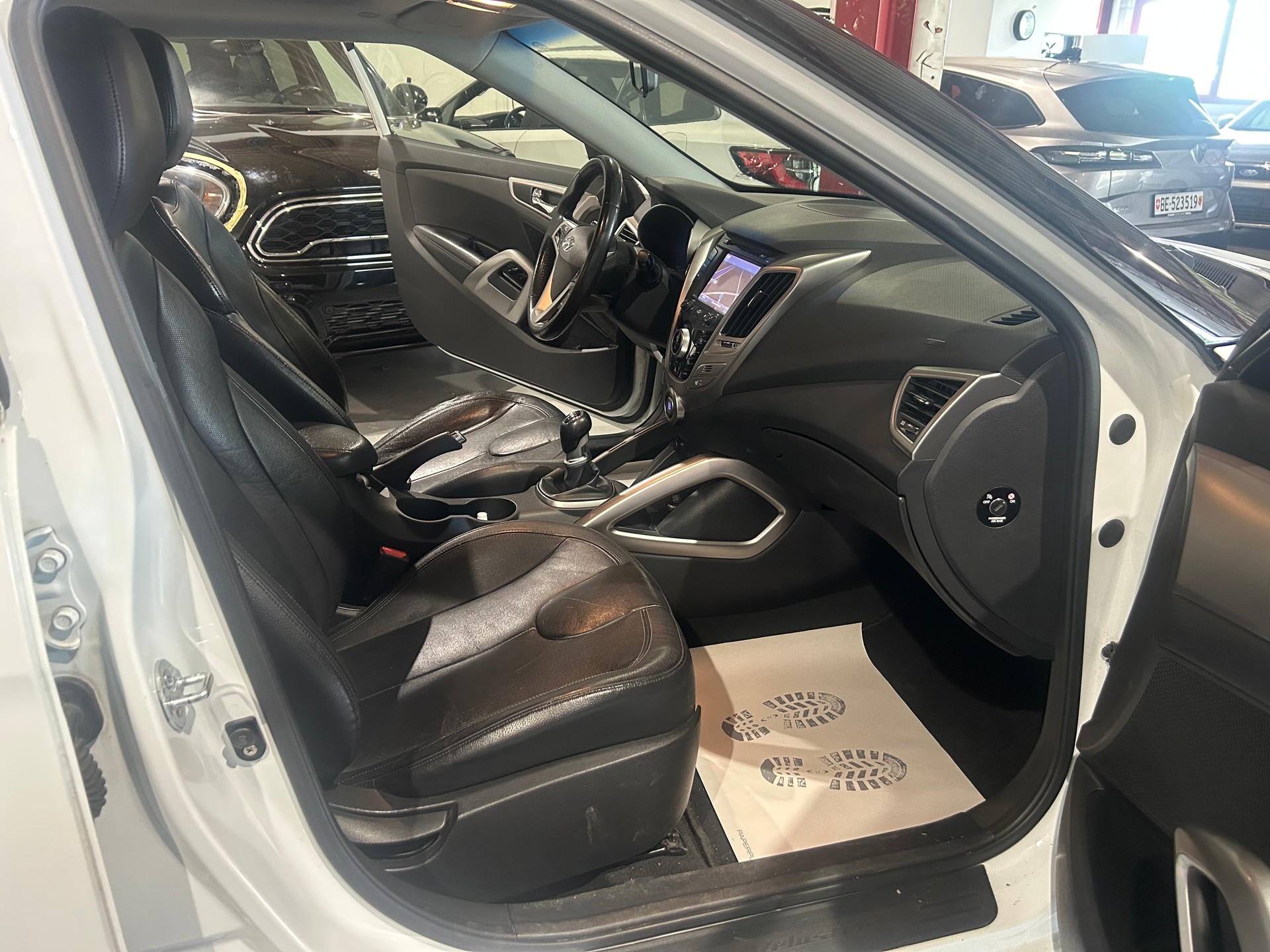 HYUNDAI Veloster 1.6 GDI-image-12