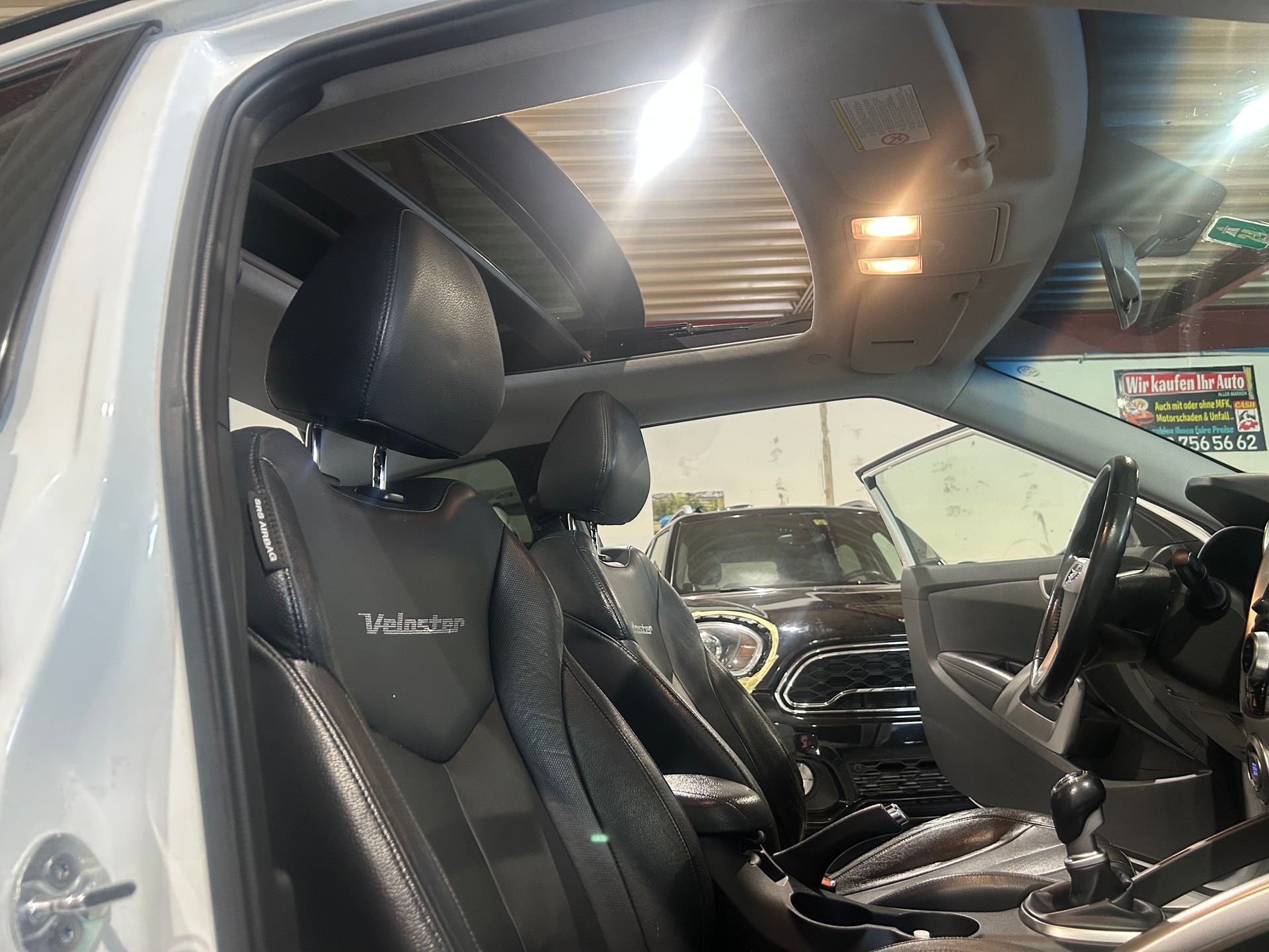 HYUNDAI Veloster 1.6 GDI-image-14