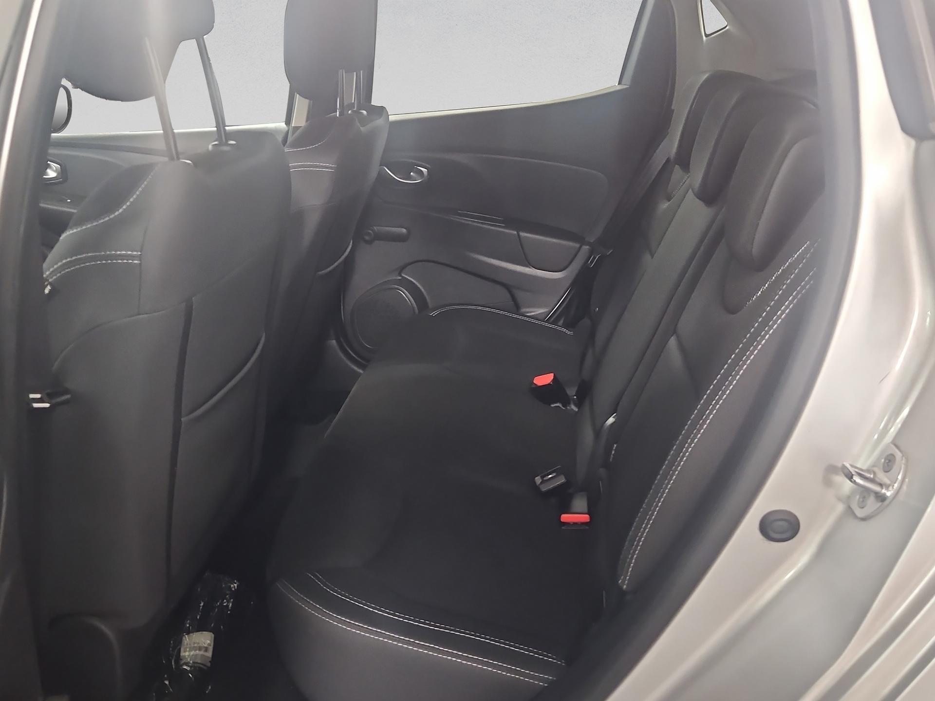 RENAULT Clio 0.9 12V Zen-image-14