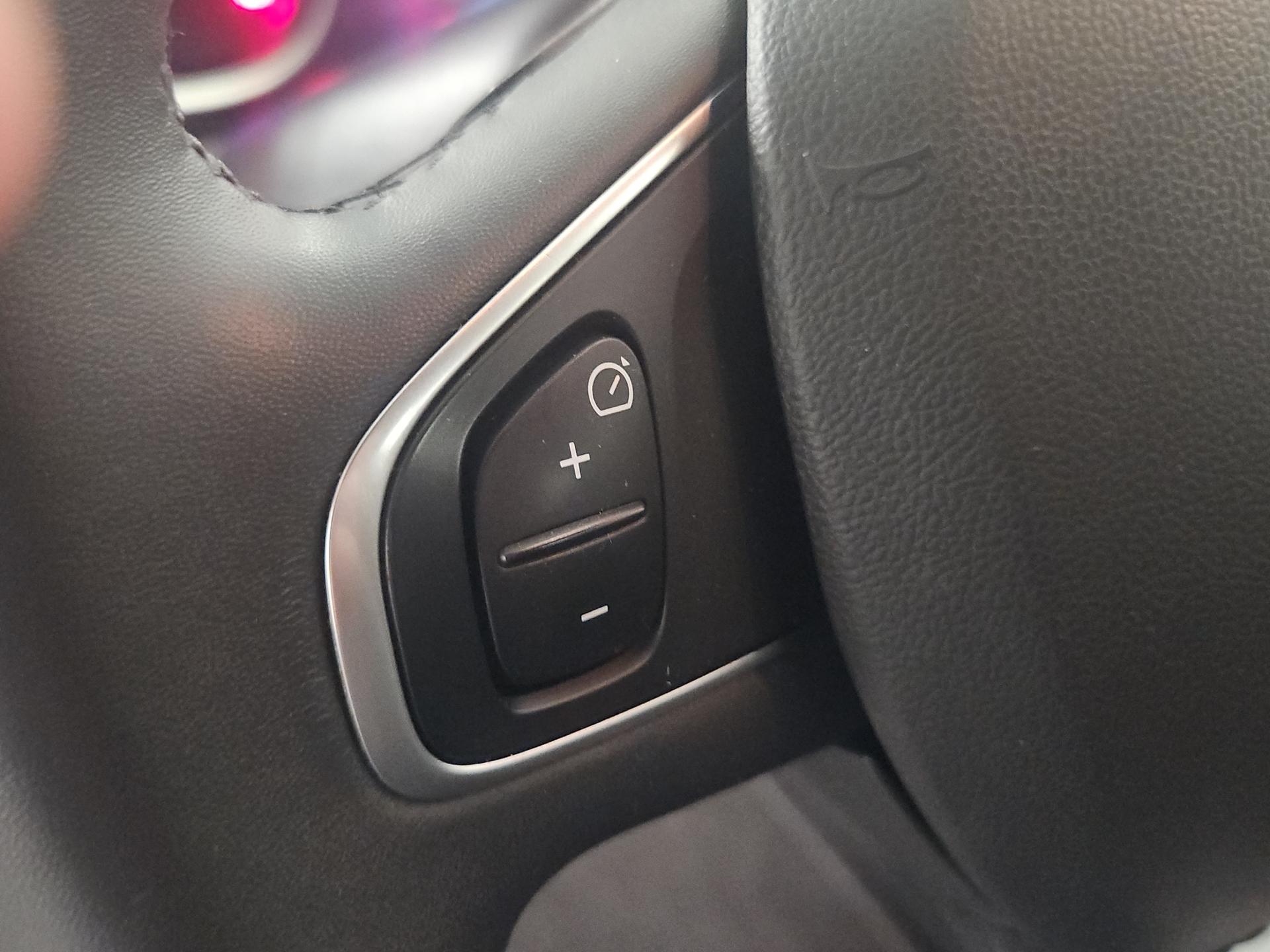 RENAULT Clio 0.9 12V Zen-image-19