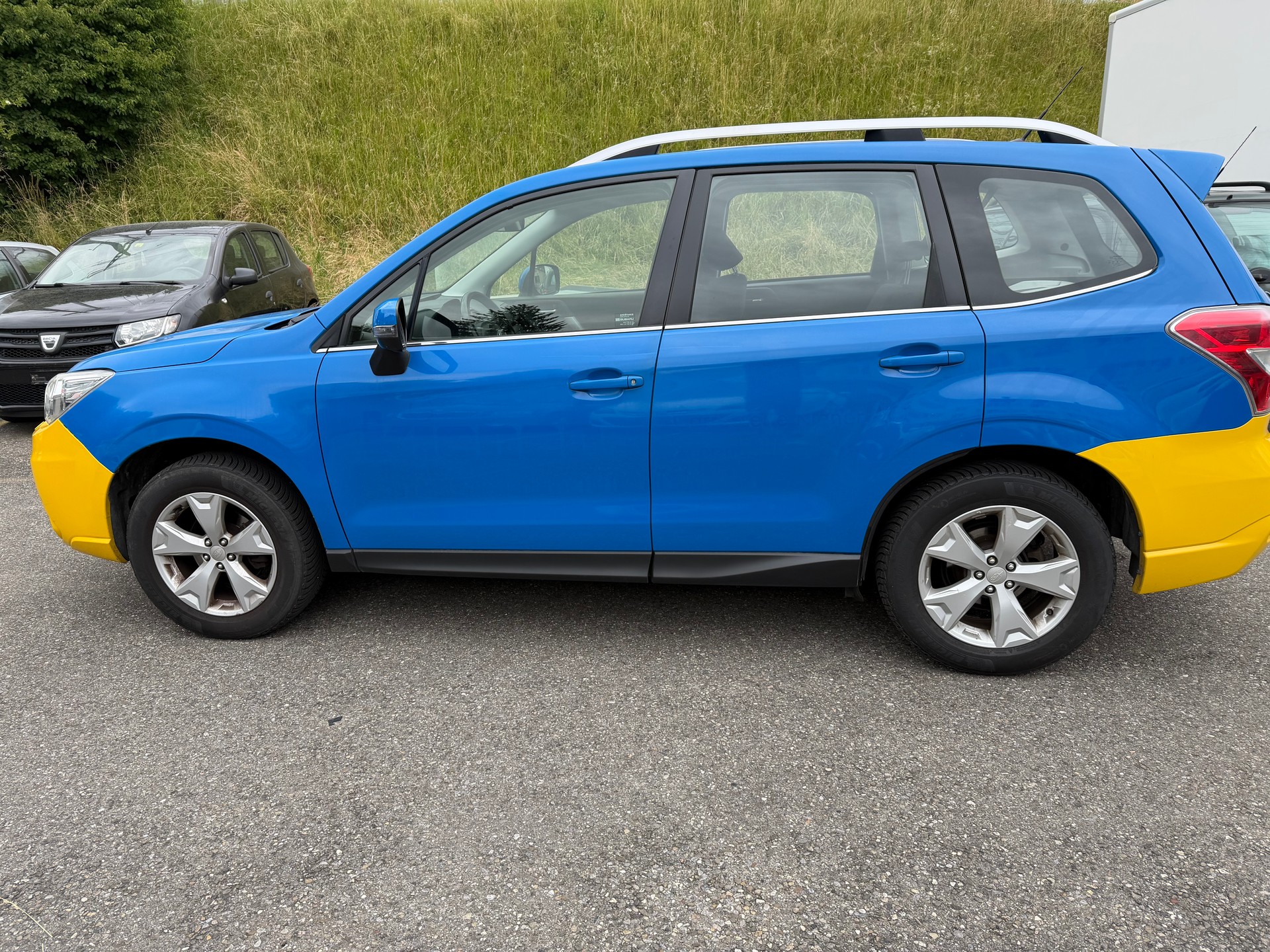 SUBARU Forester 2.0i Swiss Lineartronic-image-1