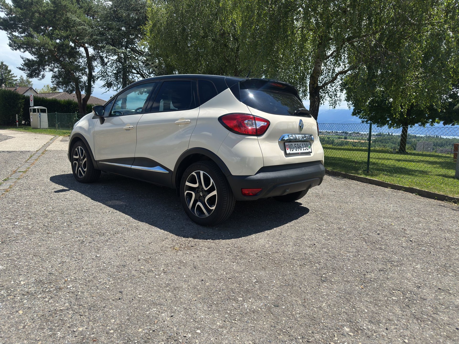 RENAULT Captur 1.2 T 16V Dynamique EDC-image-6