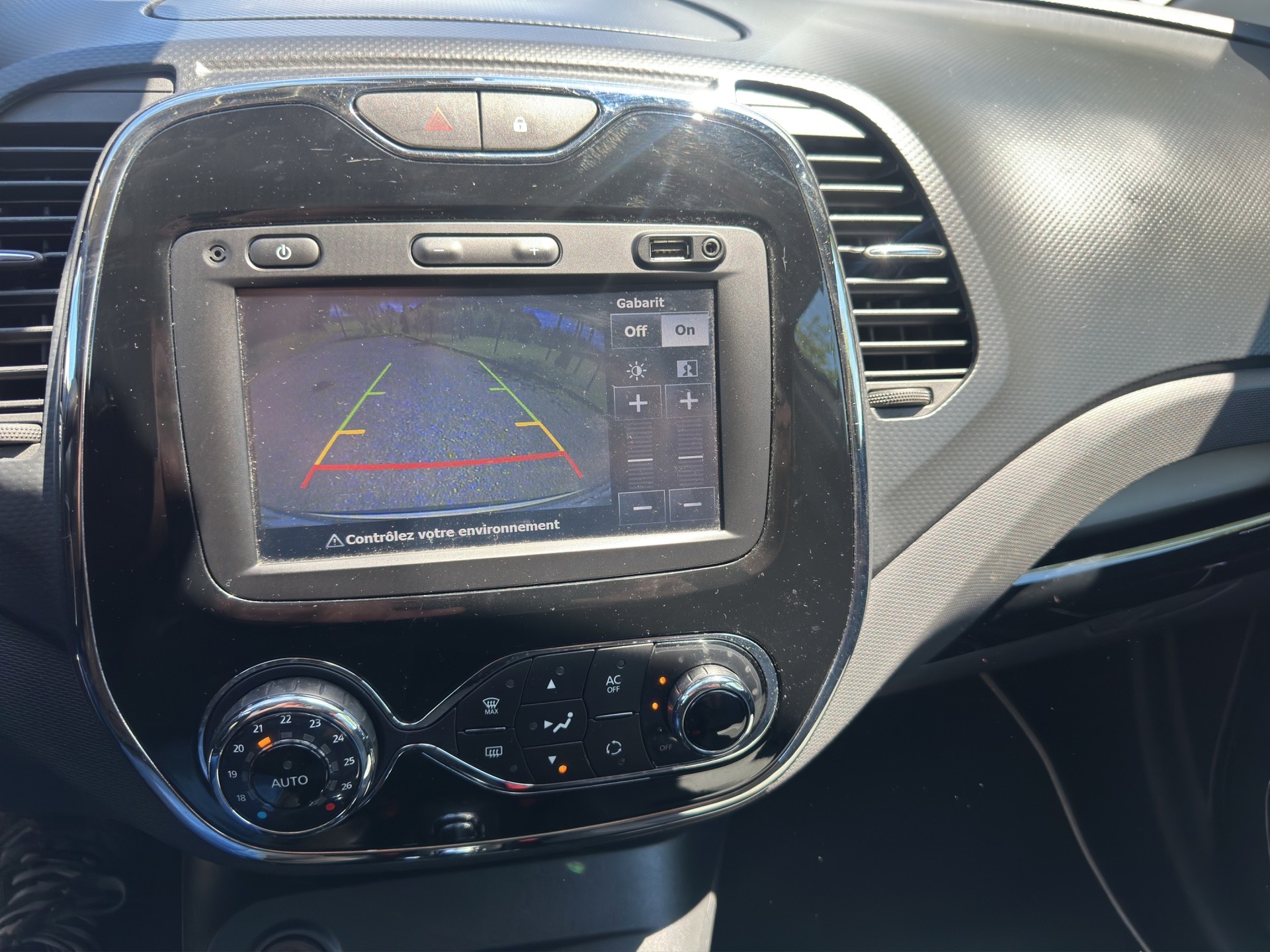 RENAULT Captur 1.2 T 16V Dynamique EDC-image-9