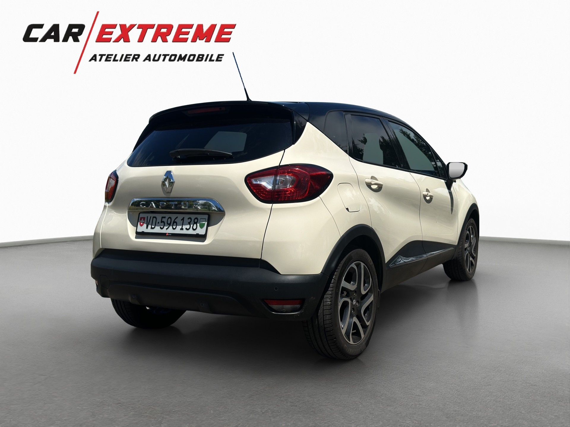 RENAULT Captur 1.2 T 16V Dynamique EDC-image-7