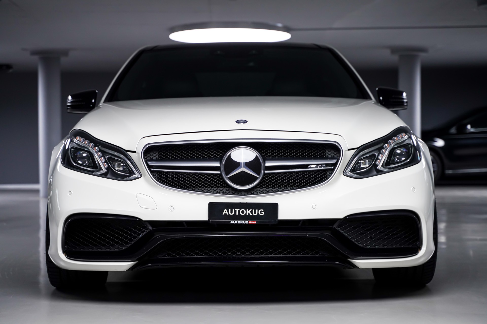 MERCEDES-BENZ E 63 AMG 4Matic Speedshift-image-1