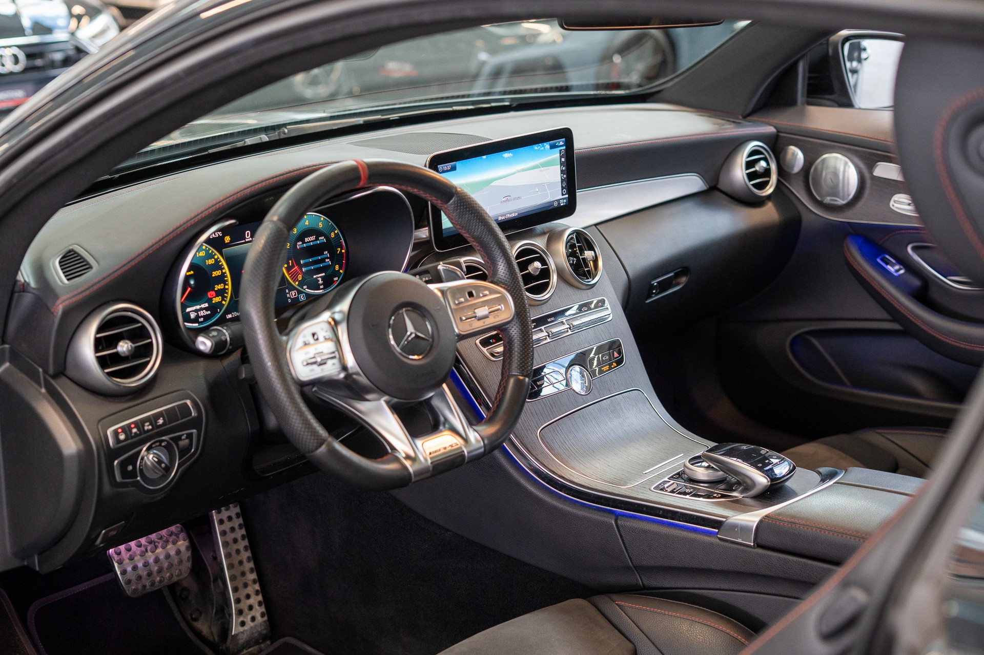 MERCEDES-BENZ C 43 AMG 4matic Coupé / CH-Fahrzeug / ohne OPF / Panorama-Schiebedach-image-8