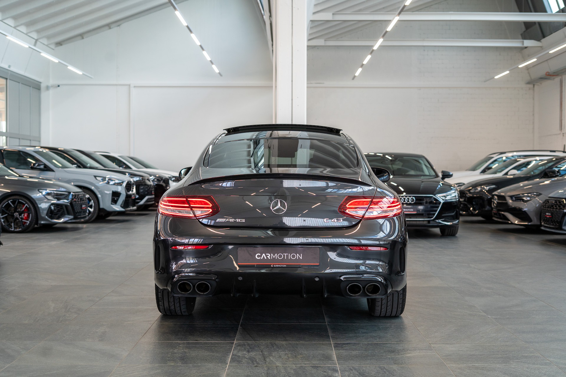 MERCEDES-BENZ C 43 AMG 4matic Coupé / CH-Fahrzeug / ohne OPF / Panorama-Schiebedach-image-4