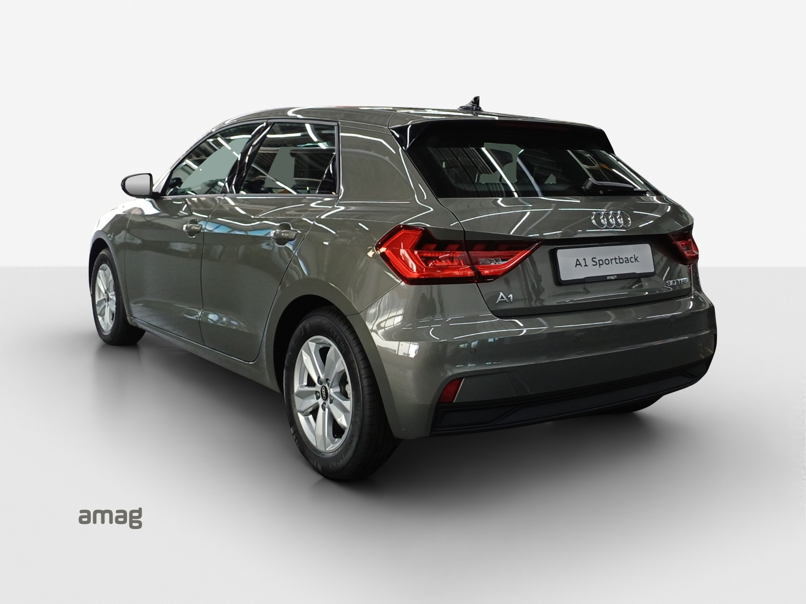 AUDI A1 Sportback 30 TFSI Attraction S-tronic-image-2