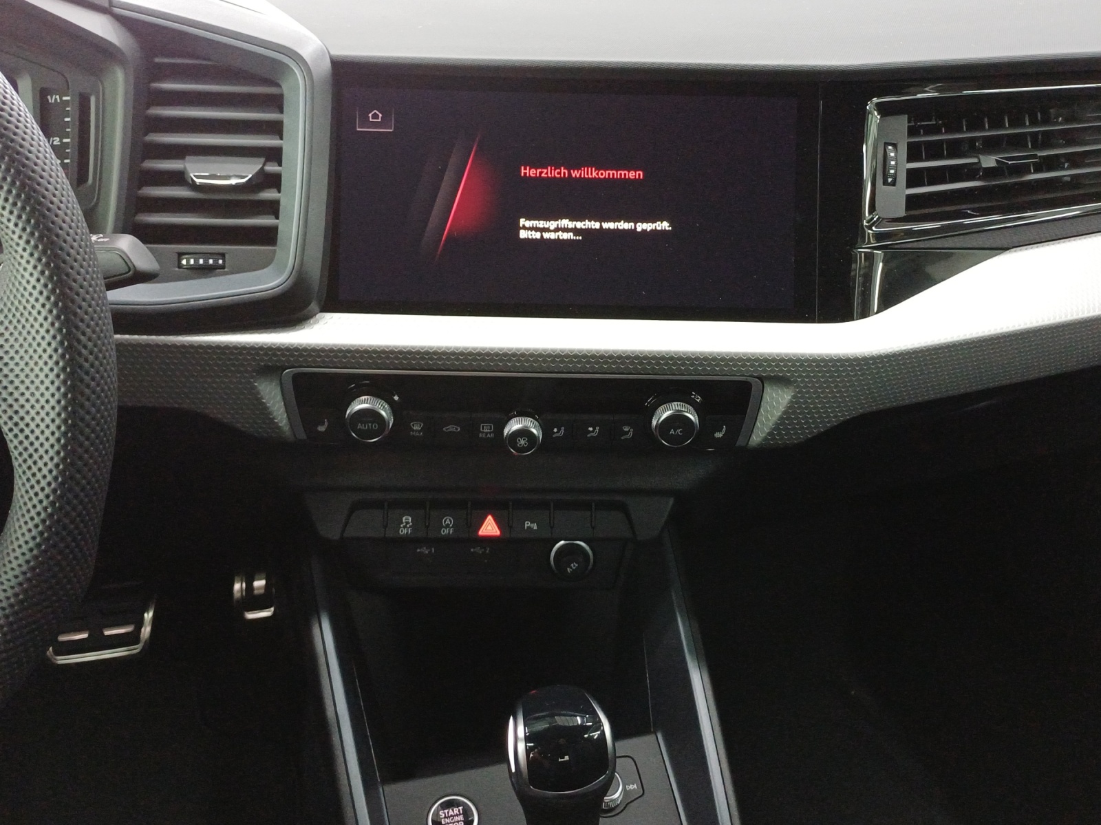 AUDI A1 Sportback 30 TFSI Attraction S-tronic-image-10