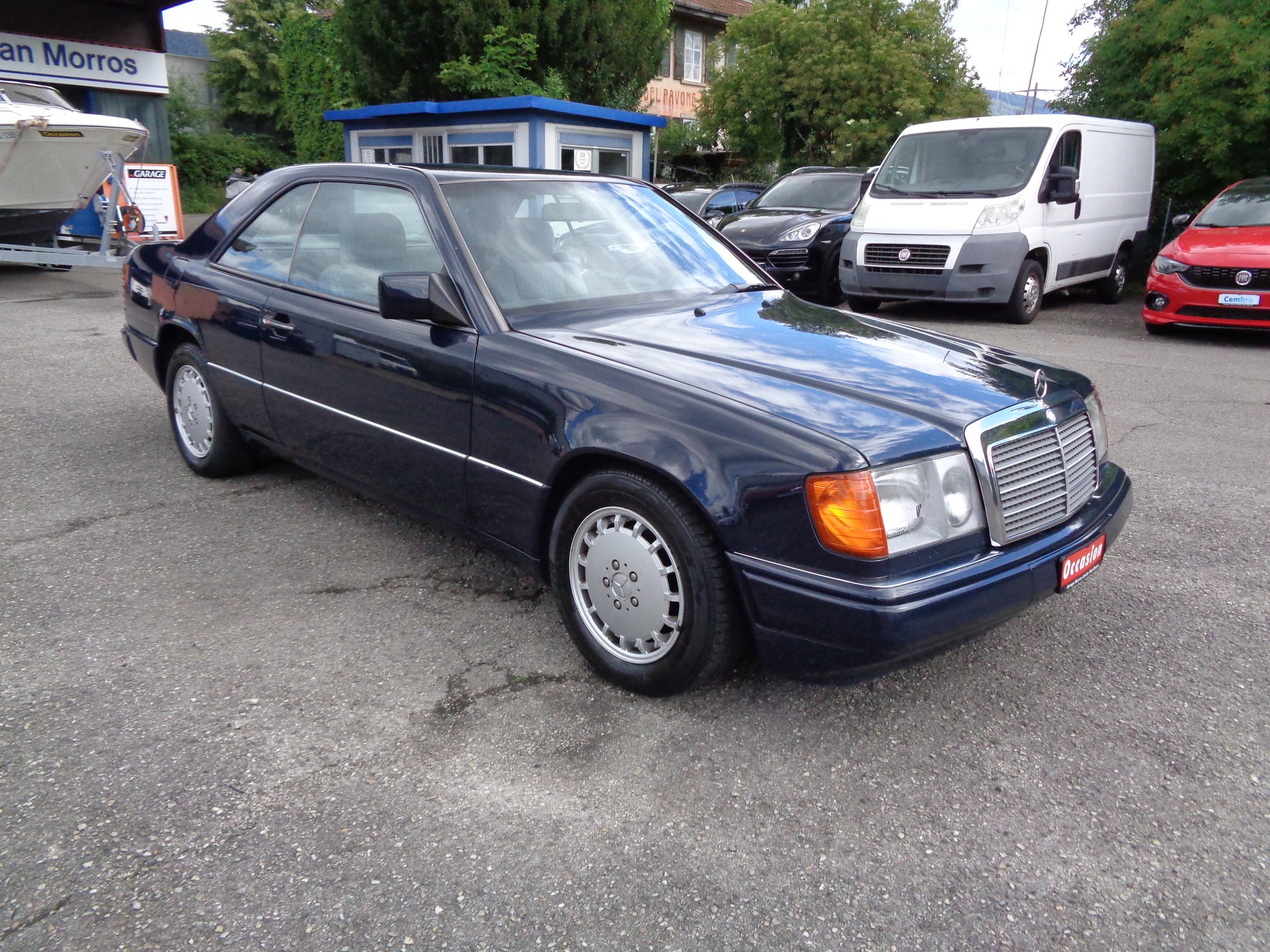 MERCEDES-BENZ 300 CE-image-0