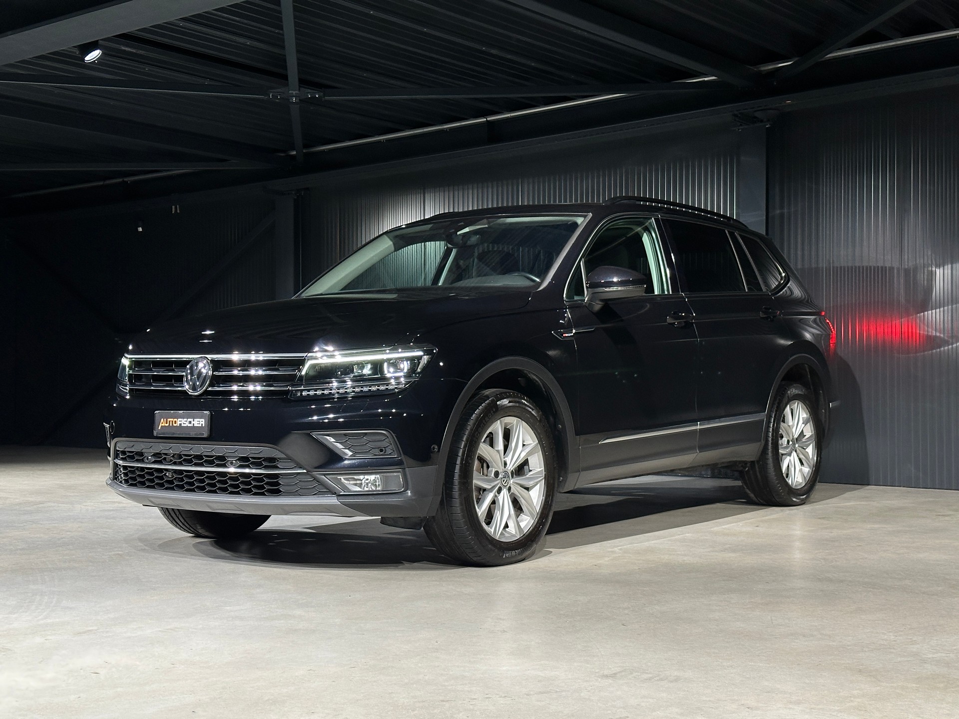 VW Tiguan Allspace 2.0TSI Highline 4Motion DSG-showroom-element-3