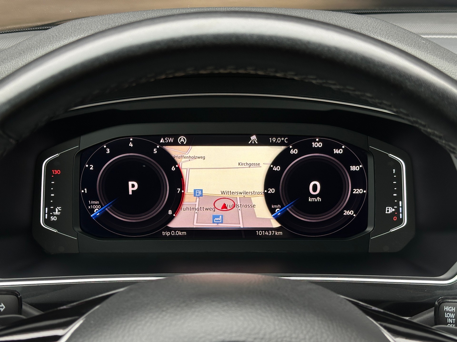 VW Tiguan Allspace 2.0TSI Highline 4Motion DSG-image-16