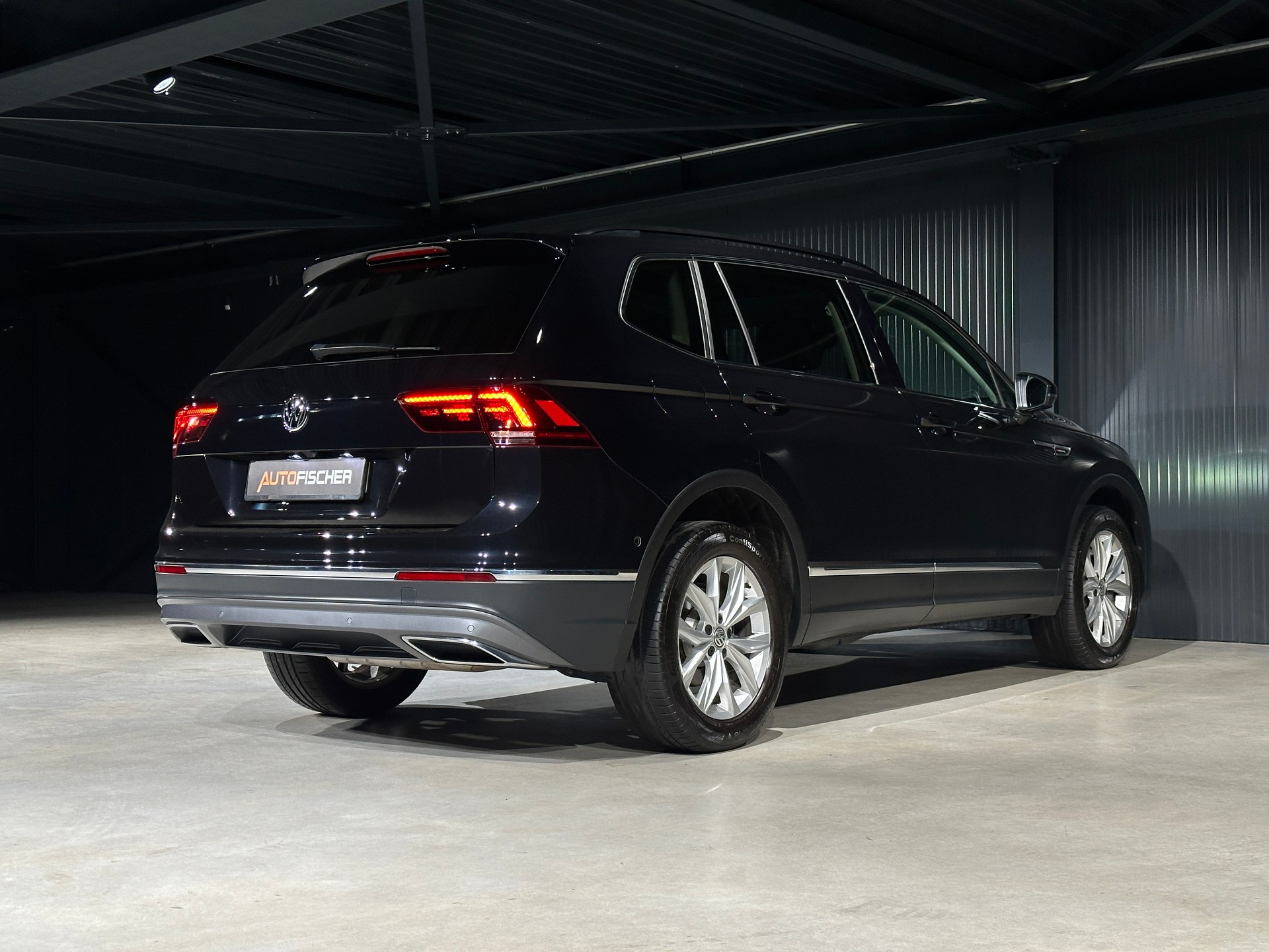 VW Tiguan Allspace 2.0TSI Highline 4Motion DSG-image-6