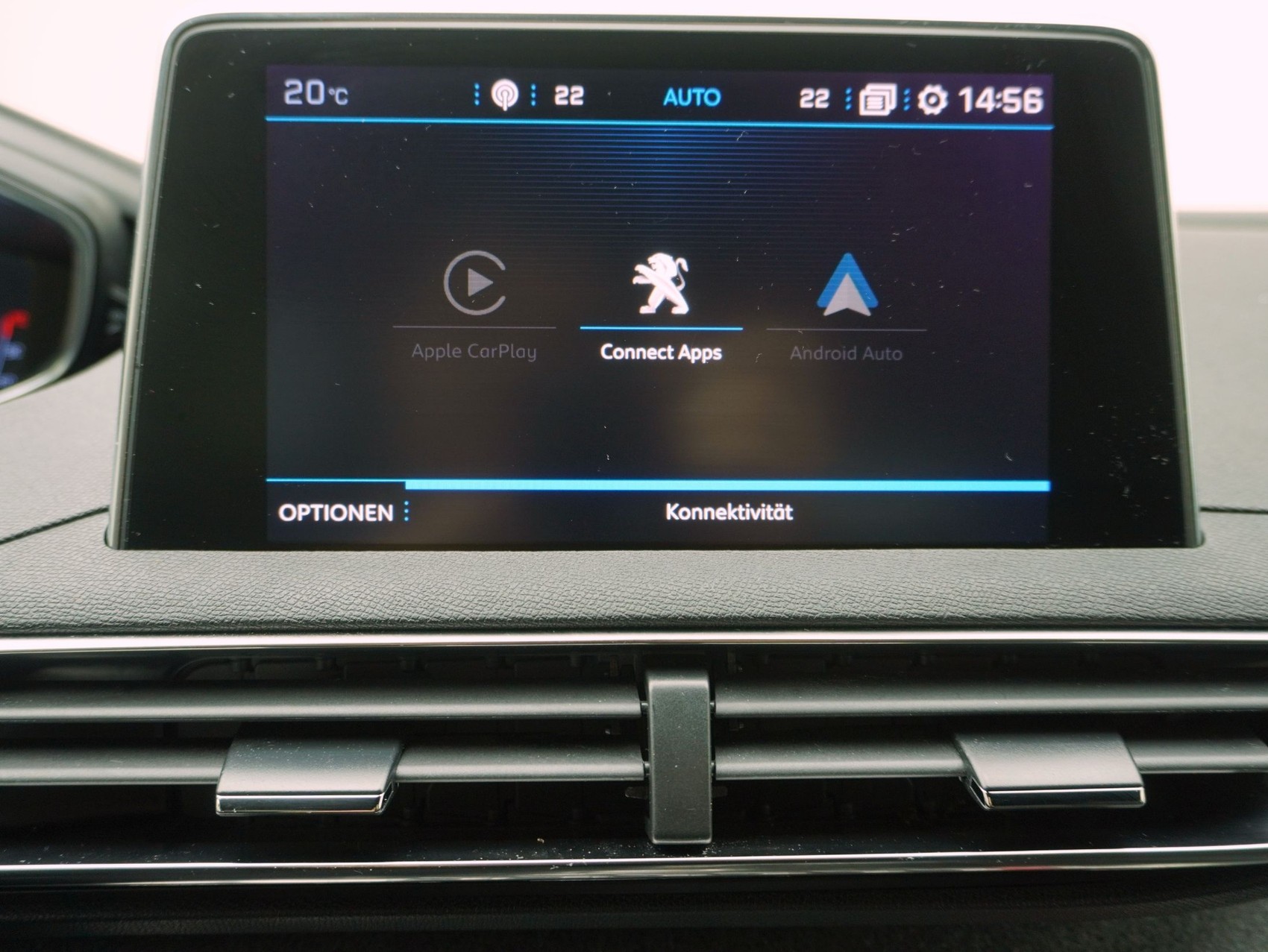PEUGEOT 3008 1.5 BlueHDi GT Line-image-21