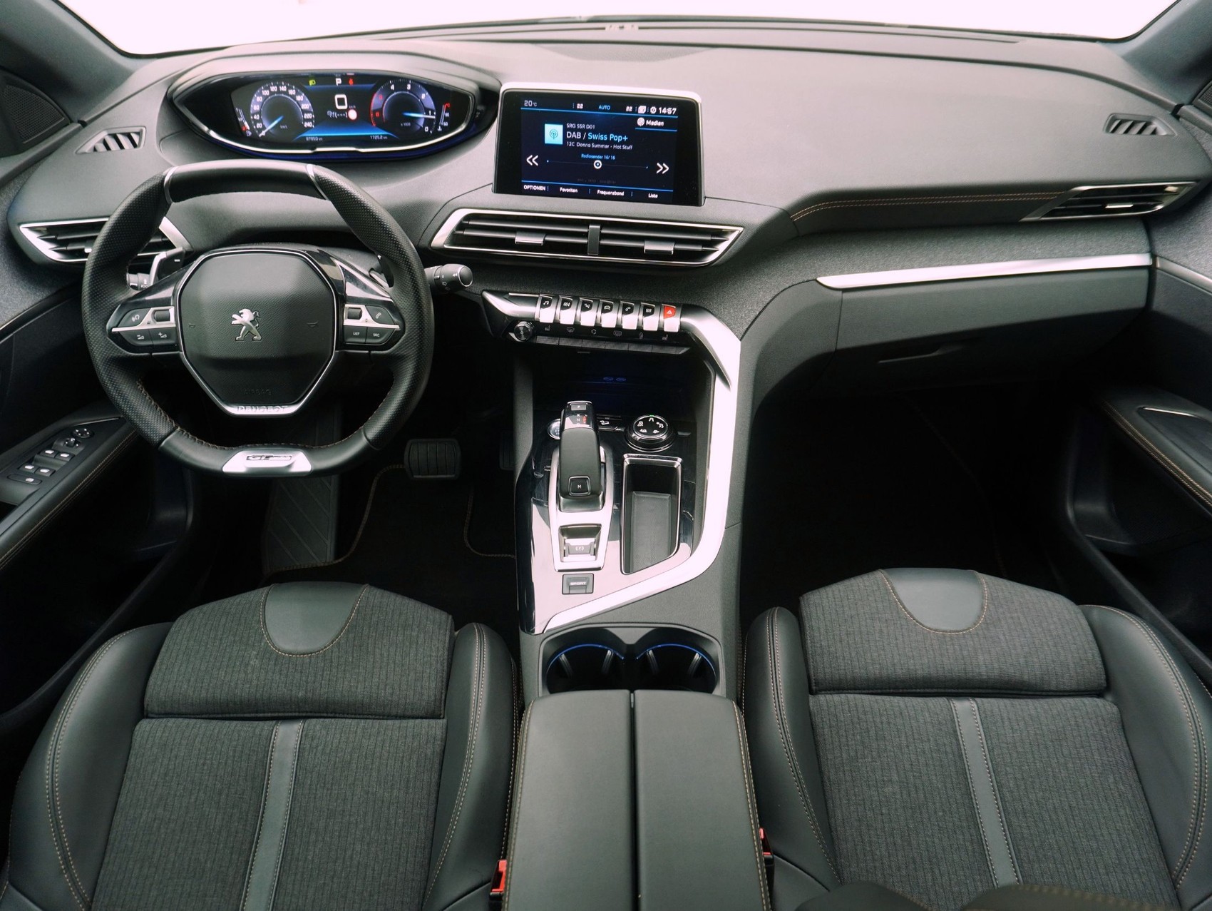 PEUGEOT 3008 1.5 BlueHDi GT Line-image-14