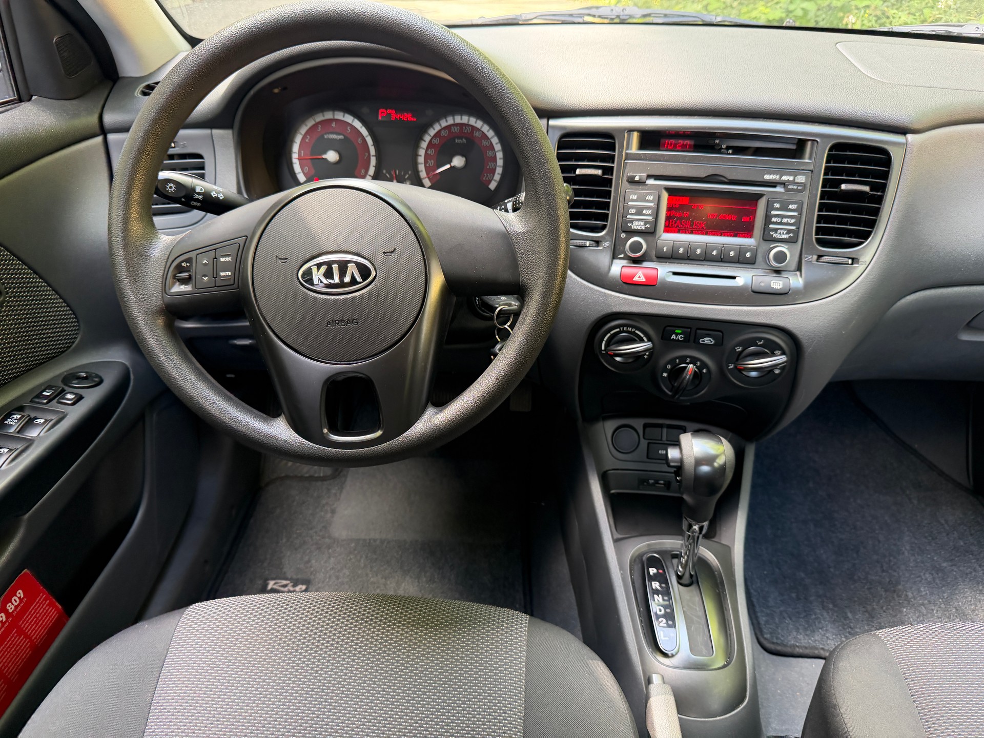 KIA Rio 1.6 CVVT Trend-image-1