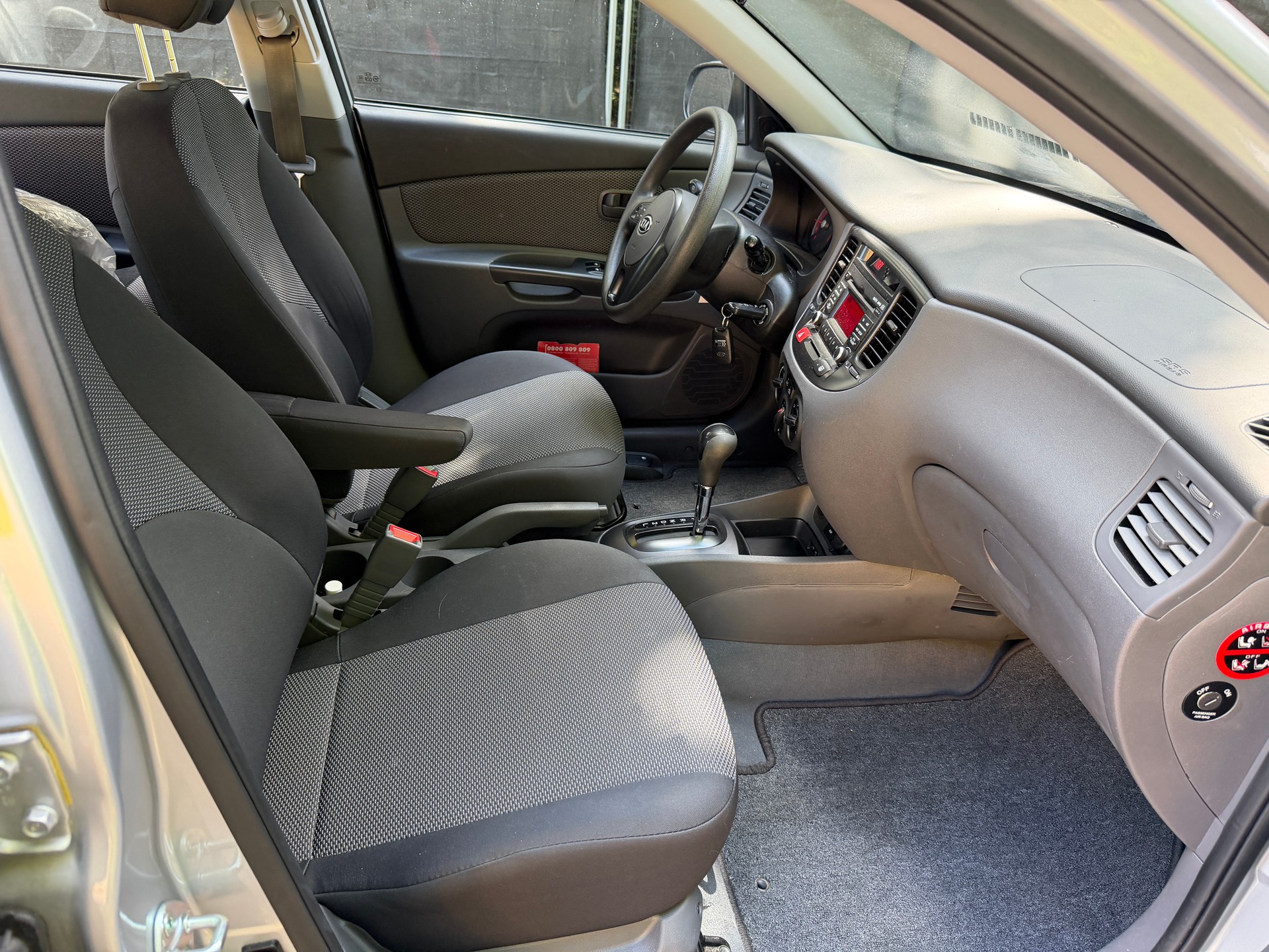 KIA Rio 1.6 CVVT Trend-image-15