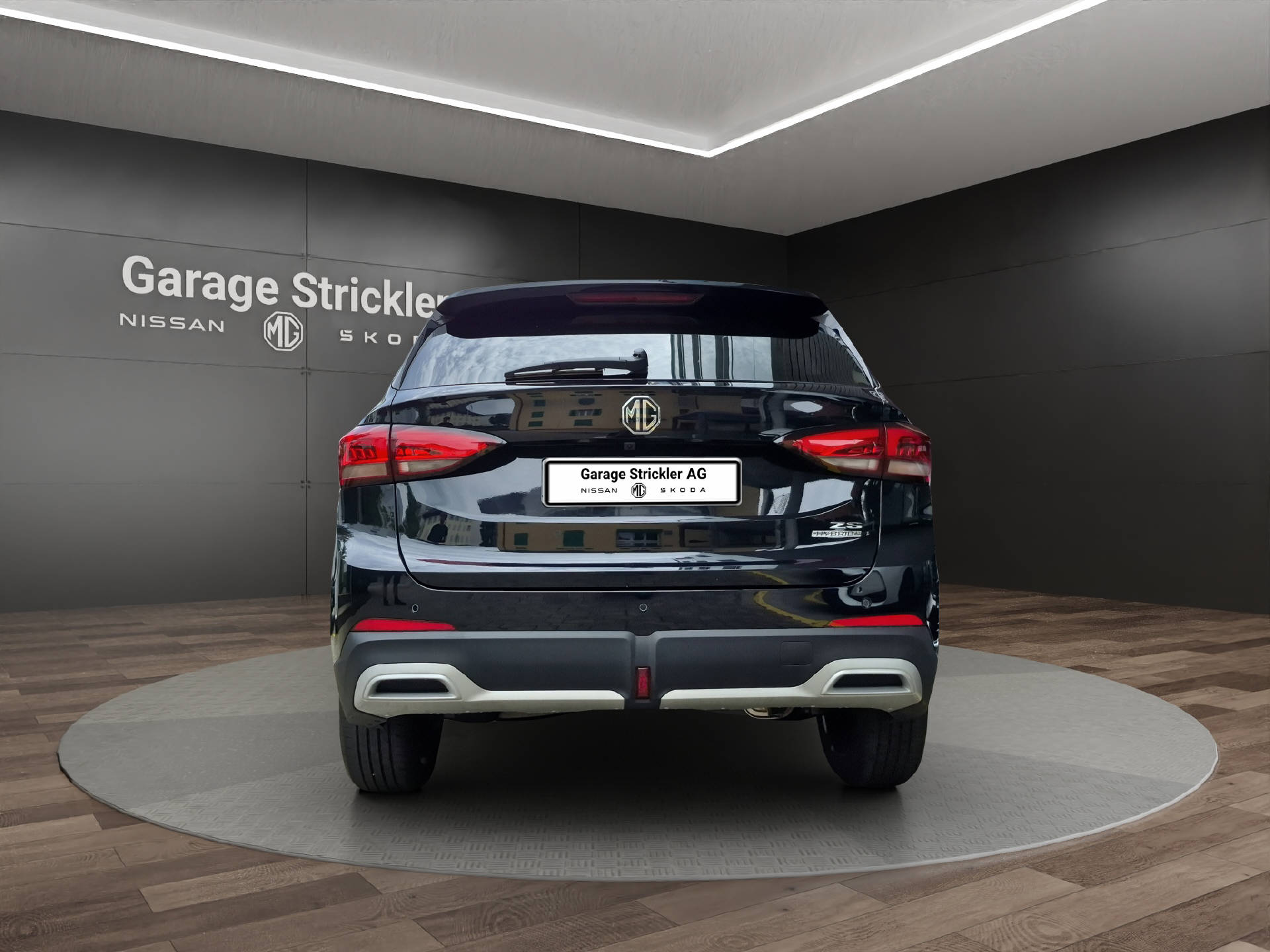 MG ZS 1.5 Hybrid+ Luxury Sunroof-image-3