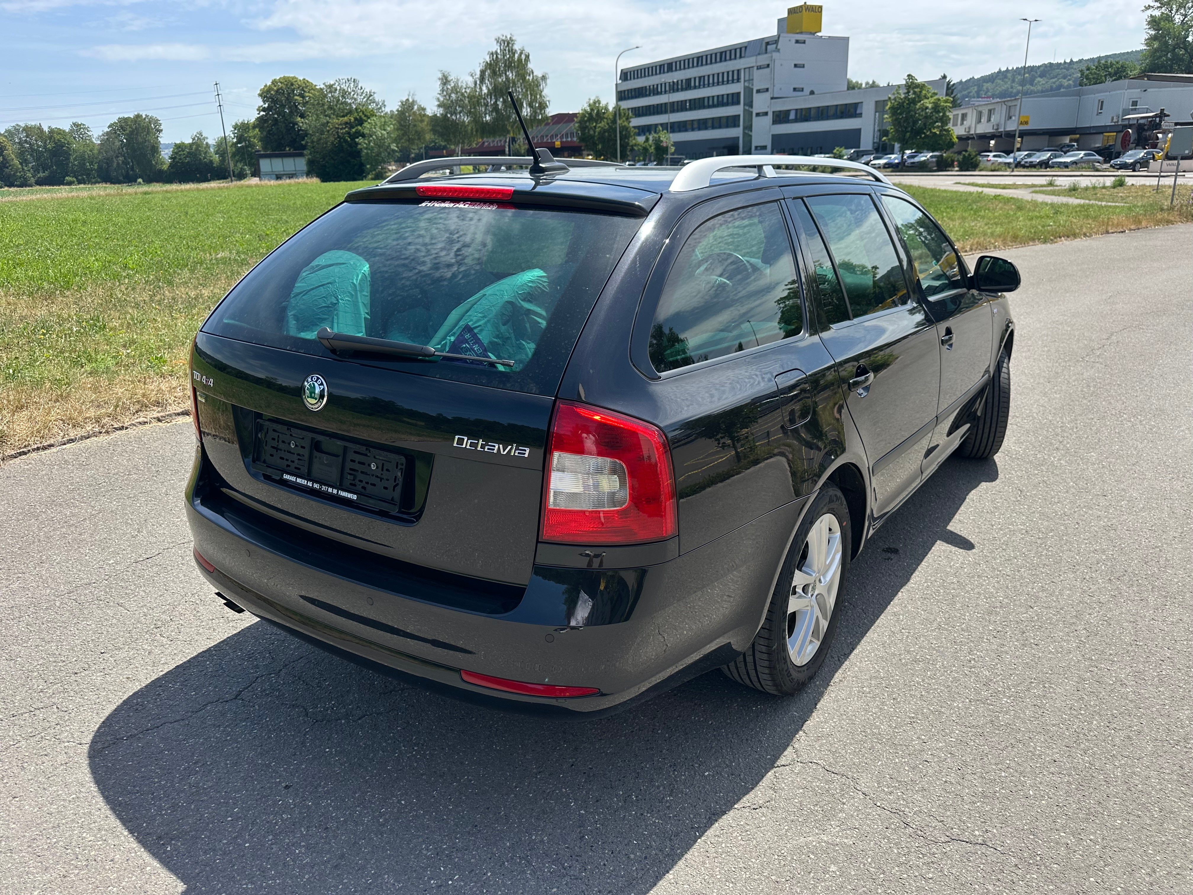 SKODA Octavia Combi 2.0 TDI AllDrive 4x4 DSG Frisch ab MFK 16..06.2026 — slika 4