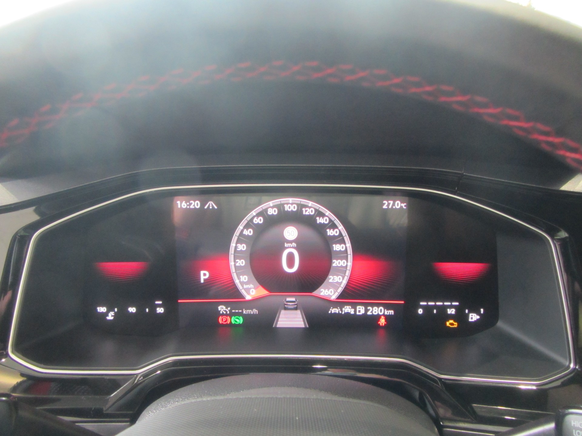 VW Polo 2.0 TSI GTI DSG-image-8
