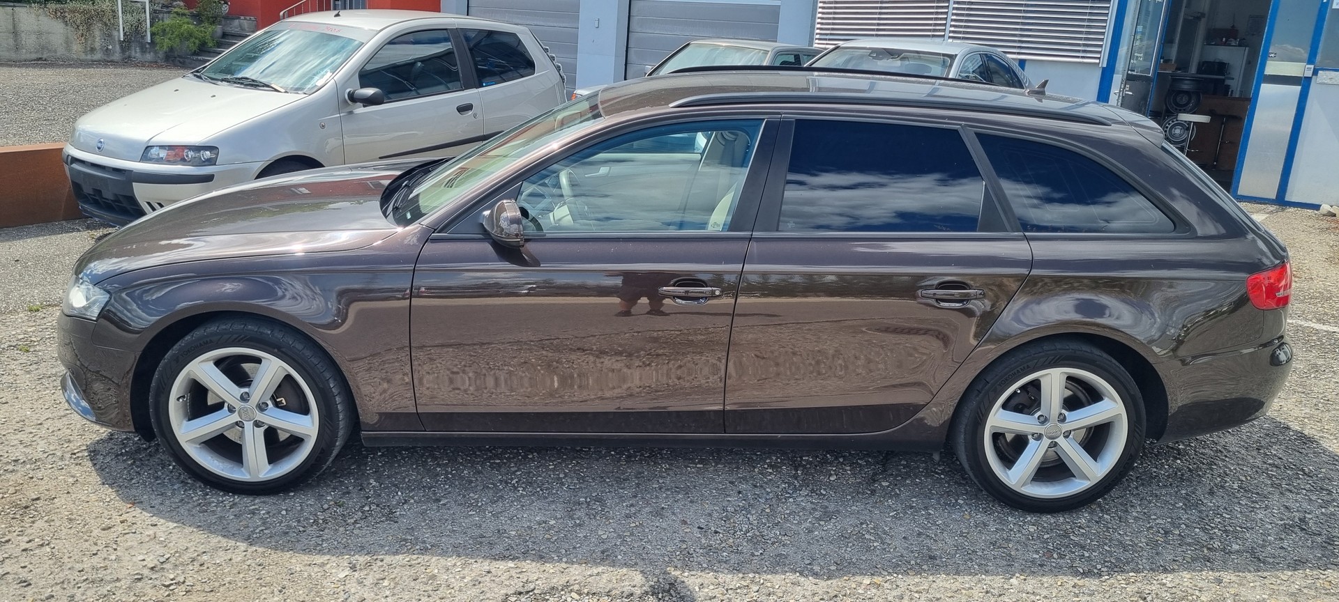 AUDI A4 Avant 3.0 TDI quattro S-tronic-image-2