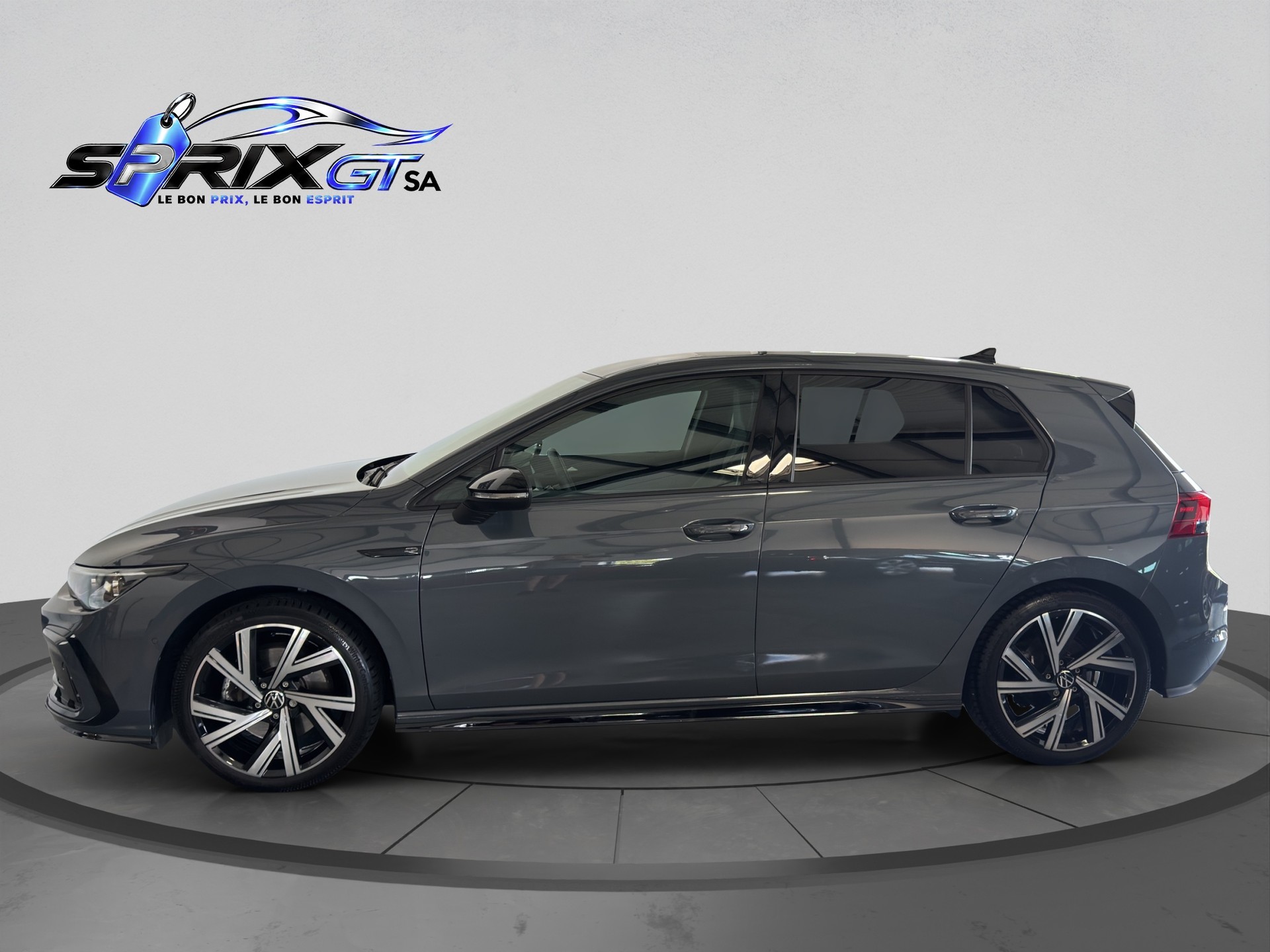 VW Golf 2.0 TDI R-Line DSG 4Motion-image-4