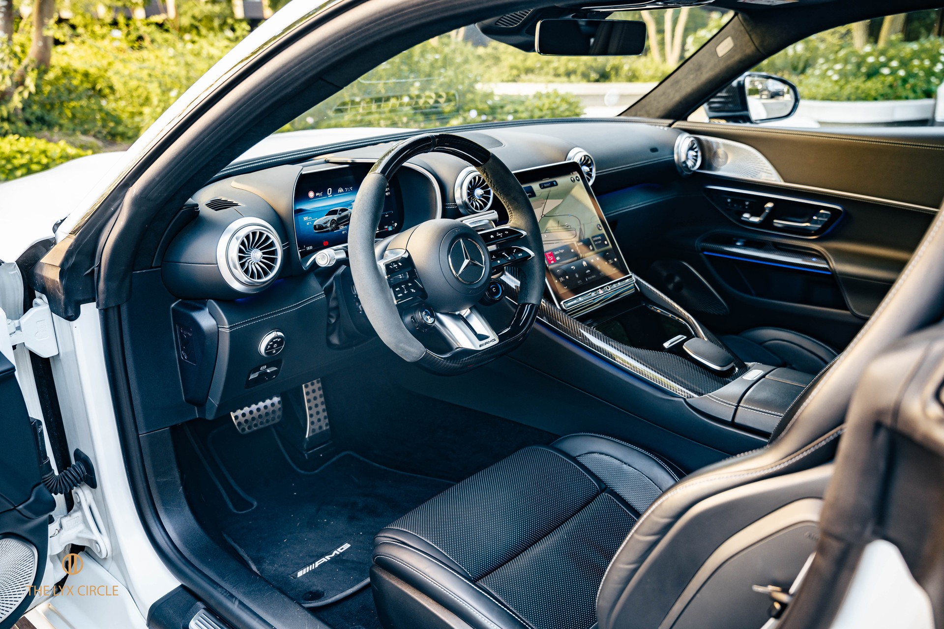 MERCEDES-BENZ AMG GT 63 4Matic+ Executive Edition-image-8