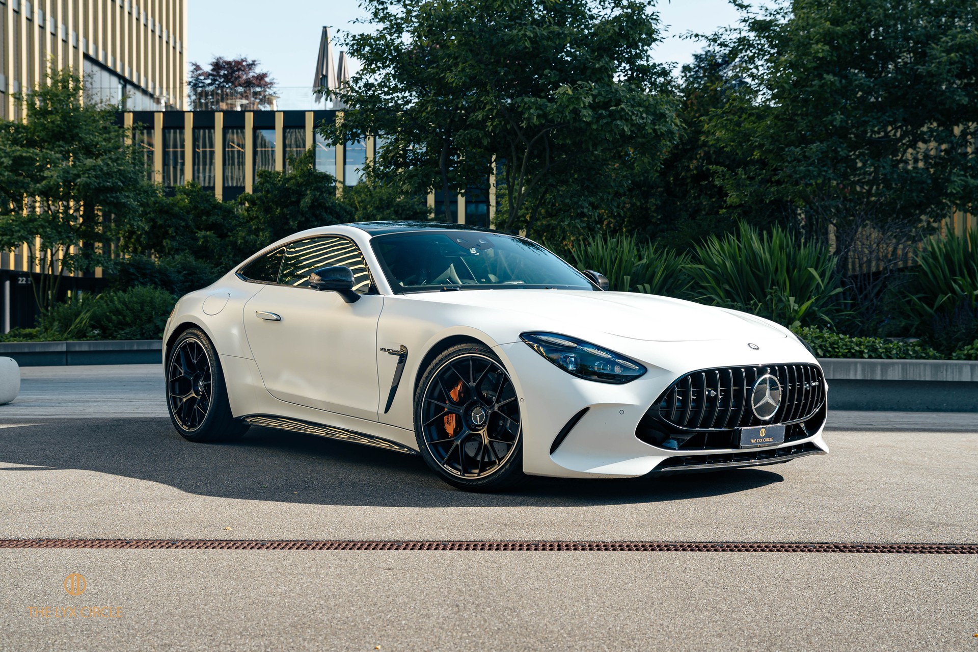 MERCEDES-BENZ AMG GT 63 4Matic+ Executive Edition-image-0