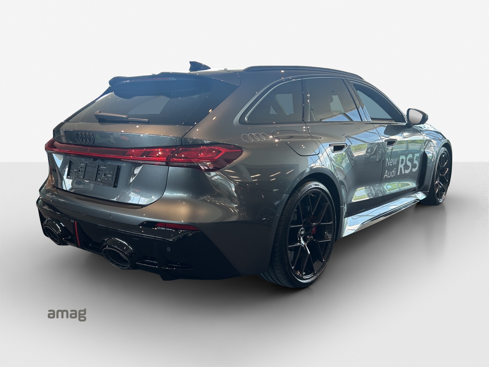 AUDI RS 5 Avant TFSI 470 kW Tiptronic quattro-image-4