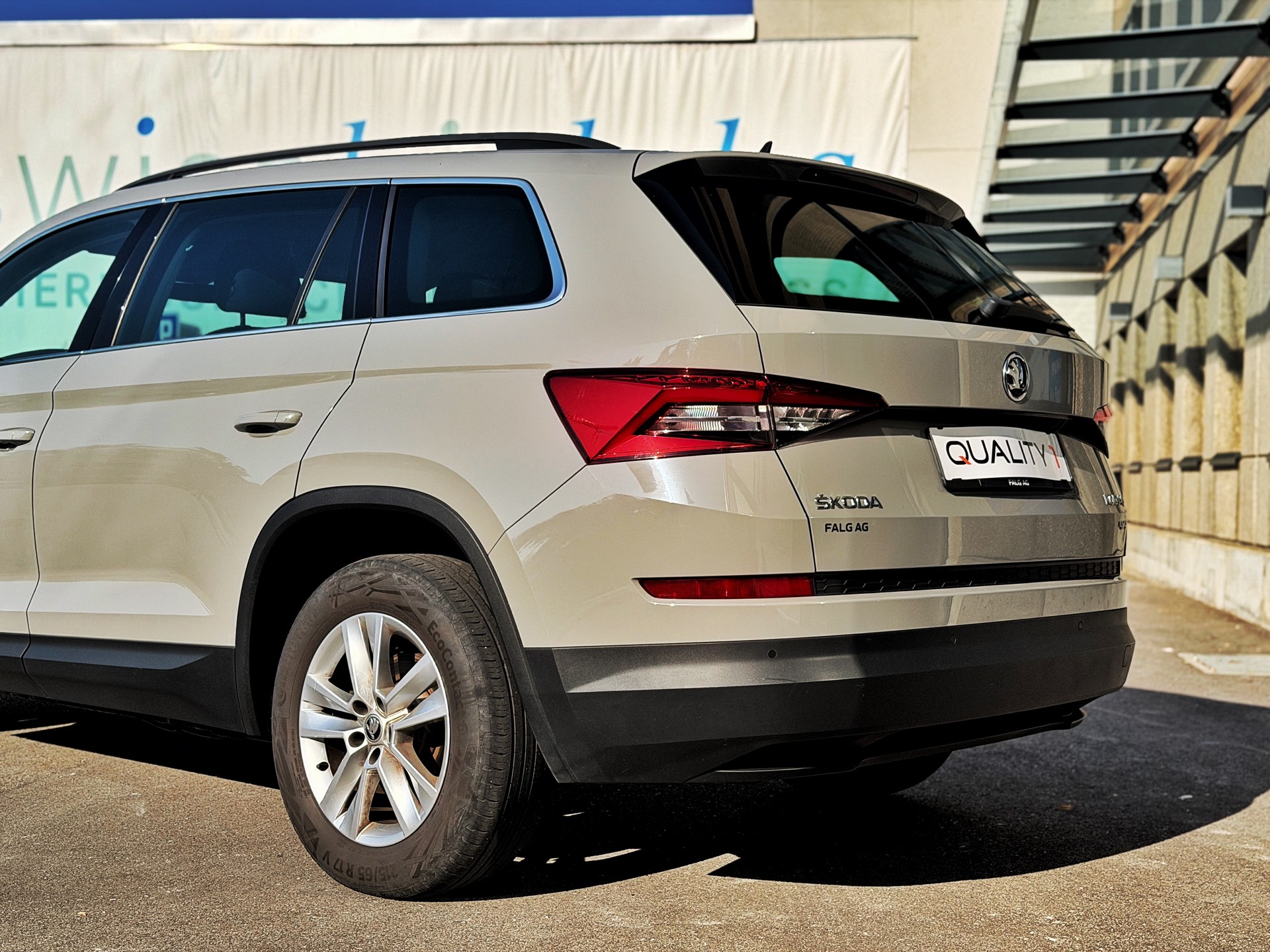 SKODA Kodiaq 2.0 TDI CR Active 4x4 DSG-image-11