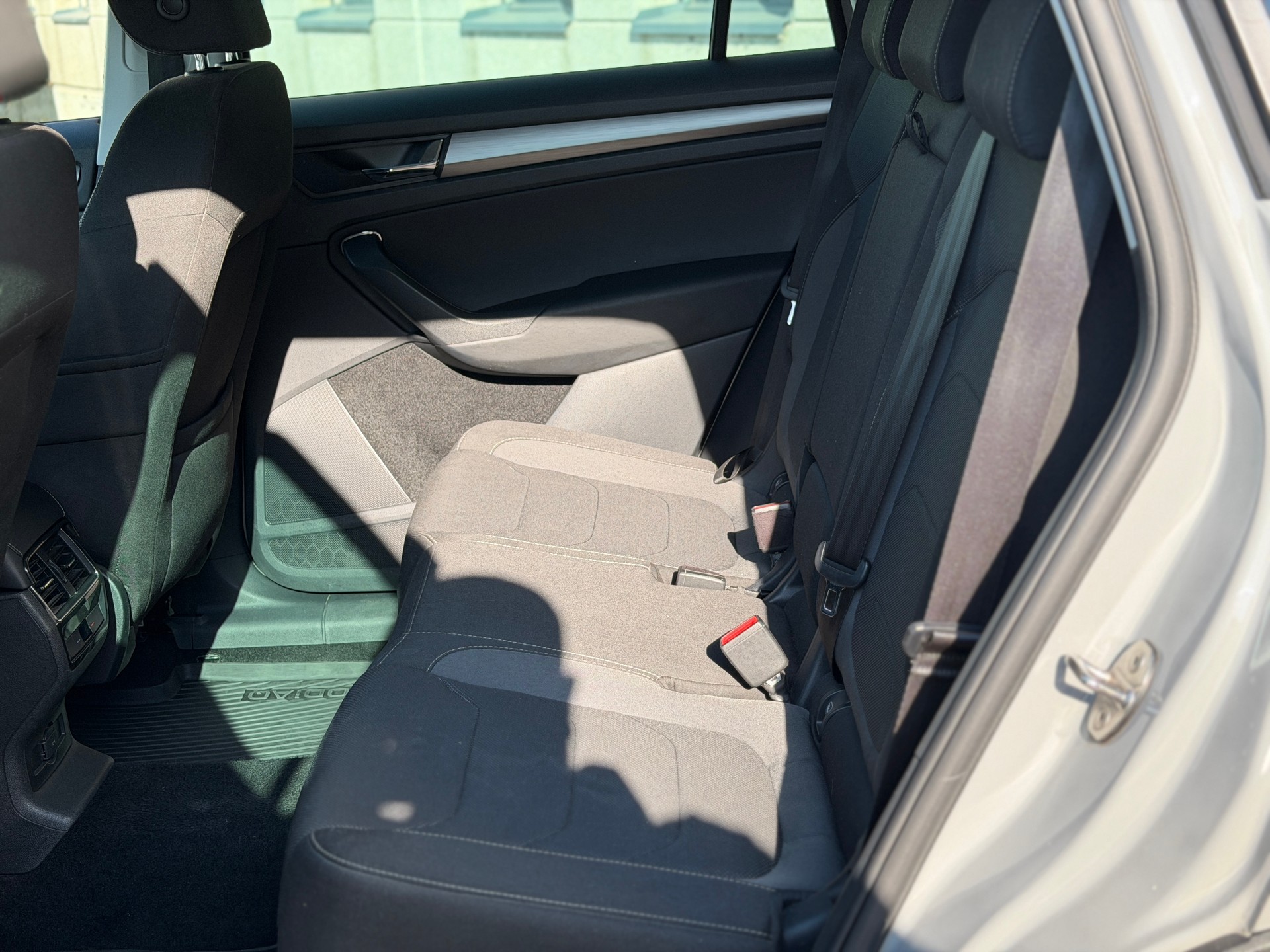 SKODA Kodiaq 2.0 TDI CR Active 4x4 DSG-image-21