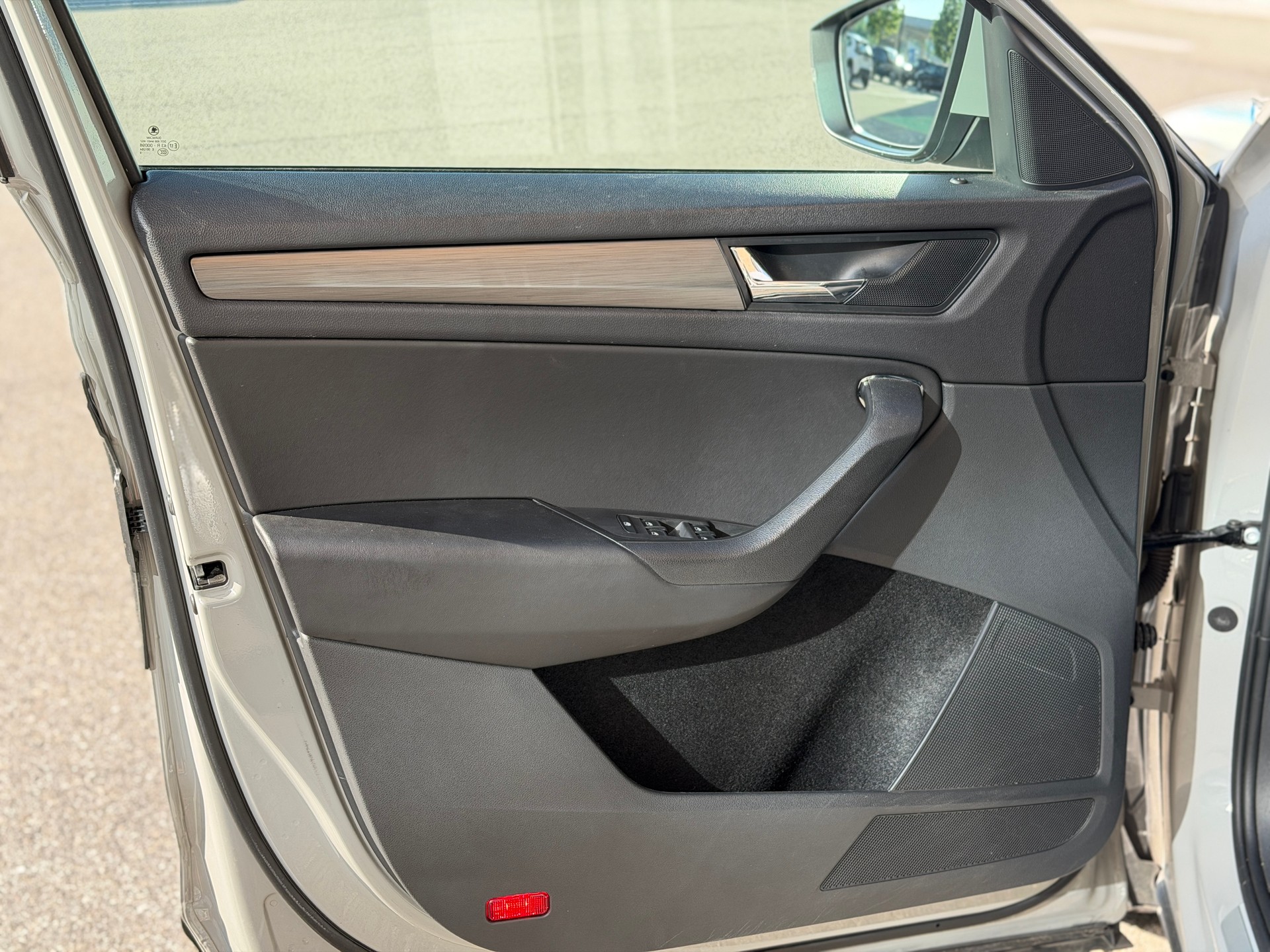 SKODA Kodiaq 2.0 TDI CR Active 4x4 DSG-image-17