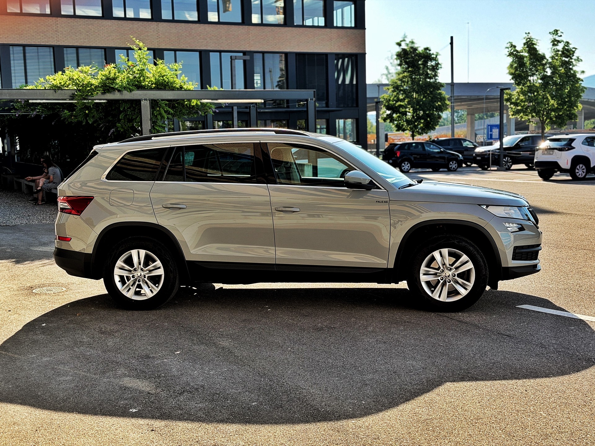 SKODA Kodiaq 2.0 TDI CR Active 4x4 DSG-image-6