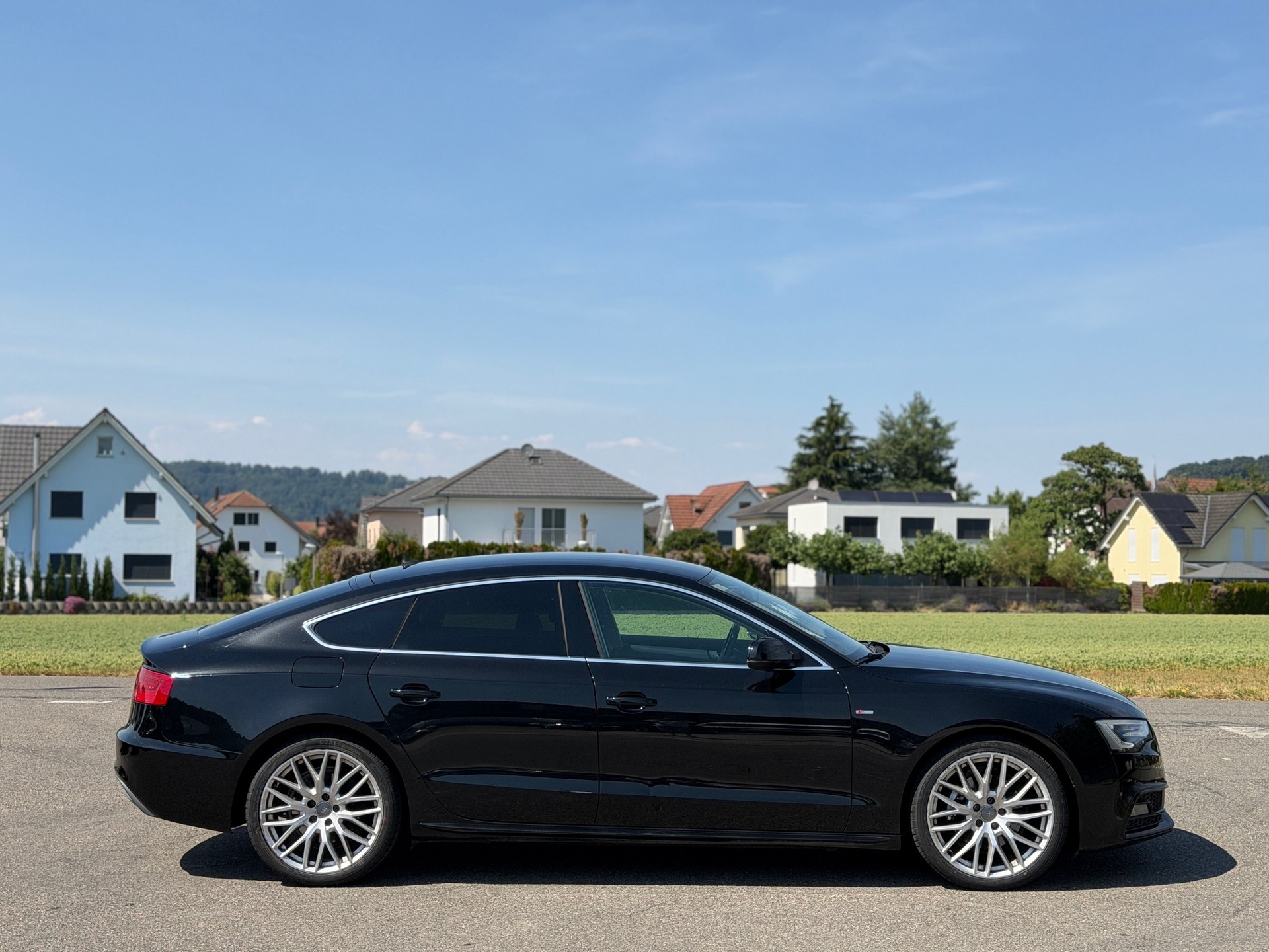 AUDI A5 Sportback 2.0 TDI quattro S-tronic-image-11